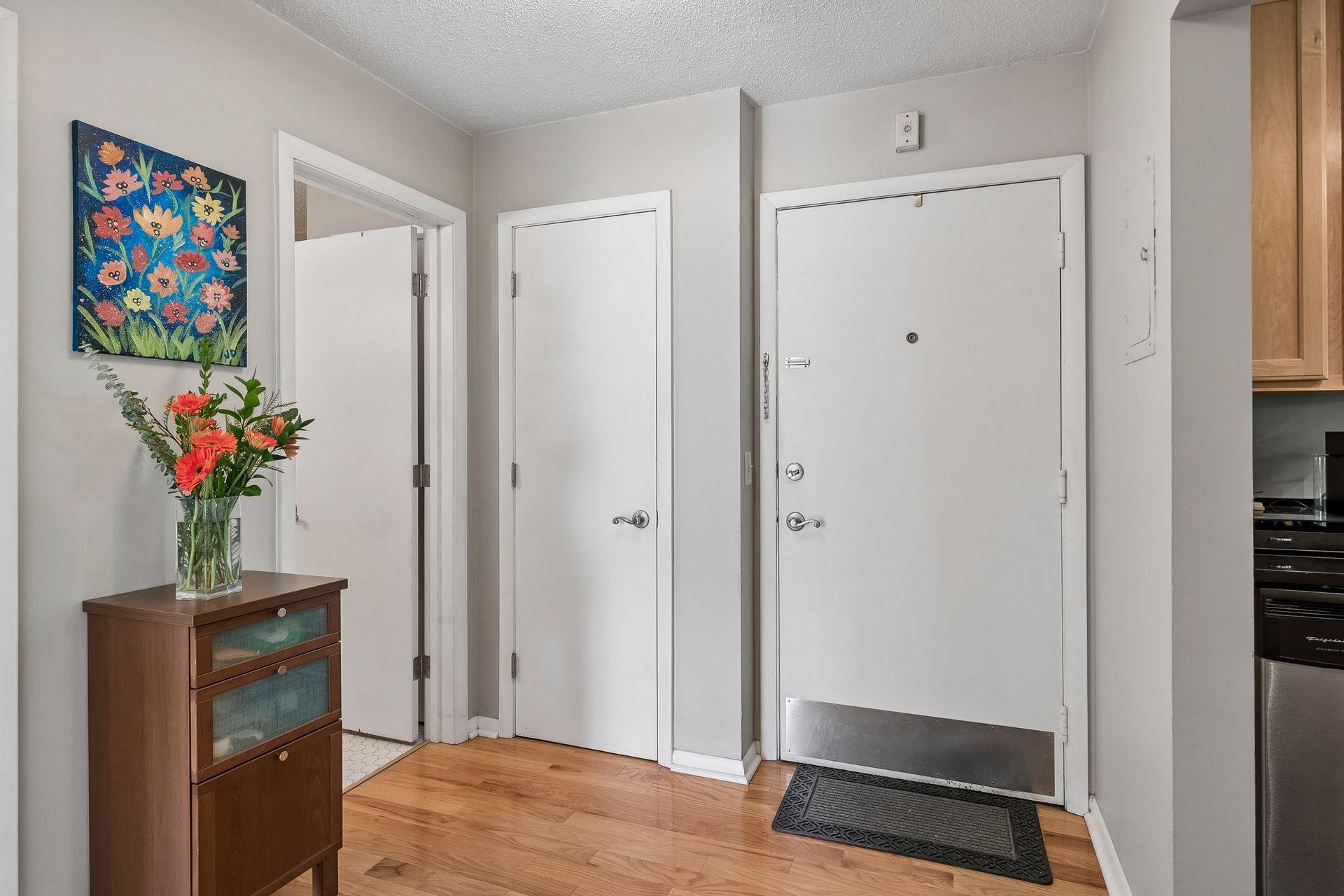View of Residential at 3446 Pleasant Avenue #5, Minneapolis MN 55408, Minneapolis (4 of 35) - Mike Wilen | Minnesota Team Real Estate