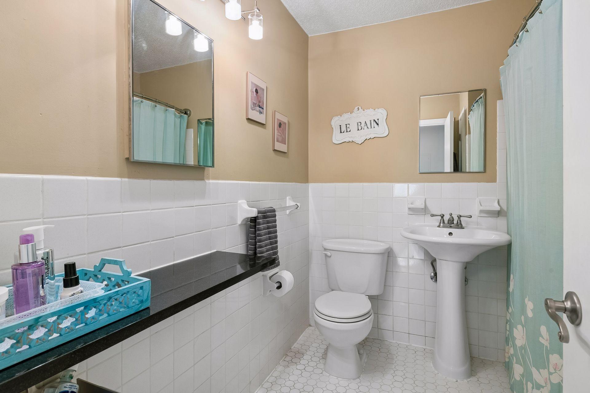 View of Residential at 3446 Pleasant Avenue #5, Minneapolis MN 55408, Minneapolis (17 of 35) - Mike Wilen | Minnesota Team Real Estate