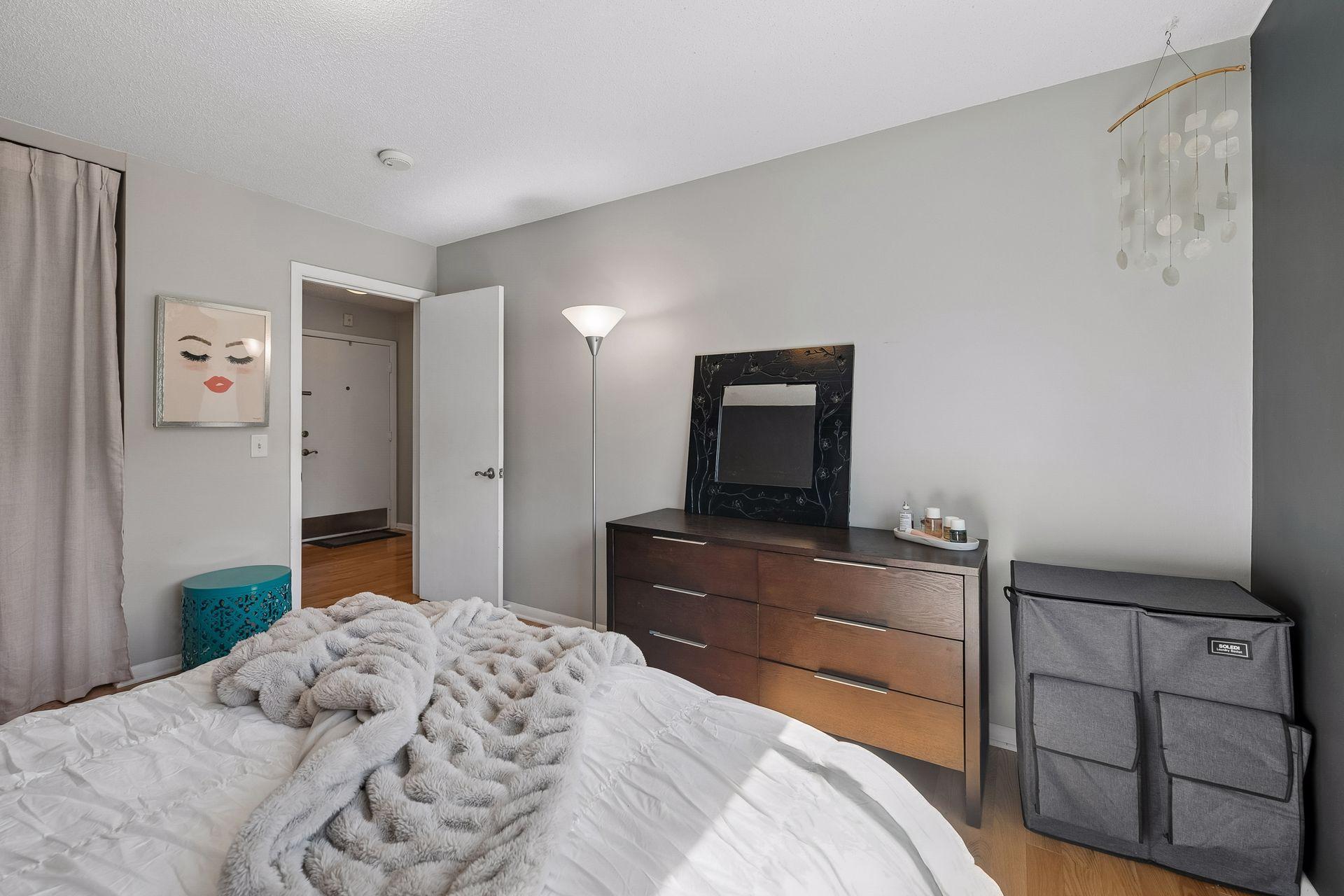 View of Residential at 3446 Pleasant Avenue #5, Minneapolis MN 55408, Minneapolis (16 of 35) - Mike Wilen | Minnesota Team Real Estate