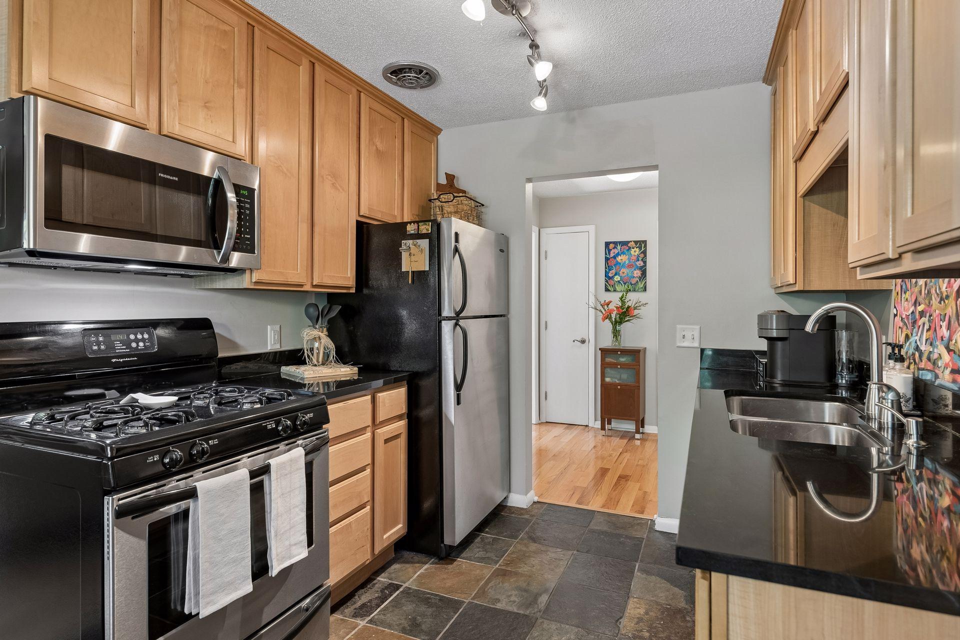 View of Residential at 3446 Pleasant Avenue #5, Minneapolis MN 55408, Minneapolis (12 of 35) - Mike Wilen | Minnesota Team Real Estate