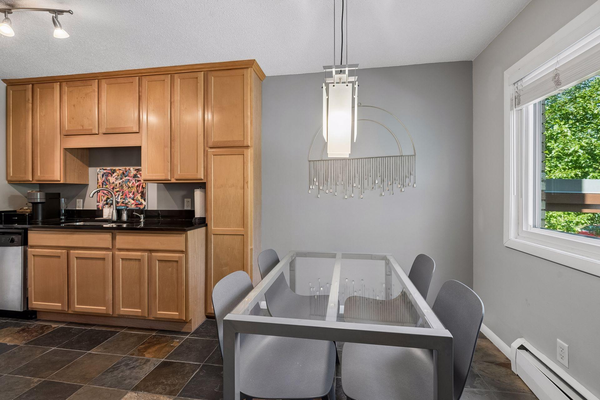 View of Residential at 3446 Pleasant Avenue #5, Minneapolis MN 55408, Minneapolis (10 of 35) - Mike Wilen | Minnesota Team Real Estate