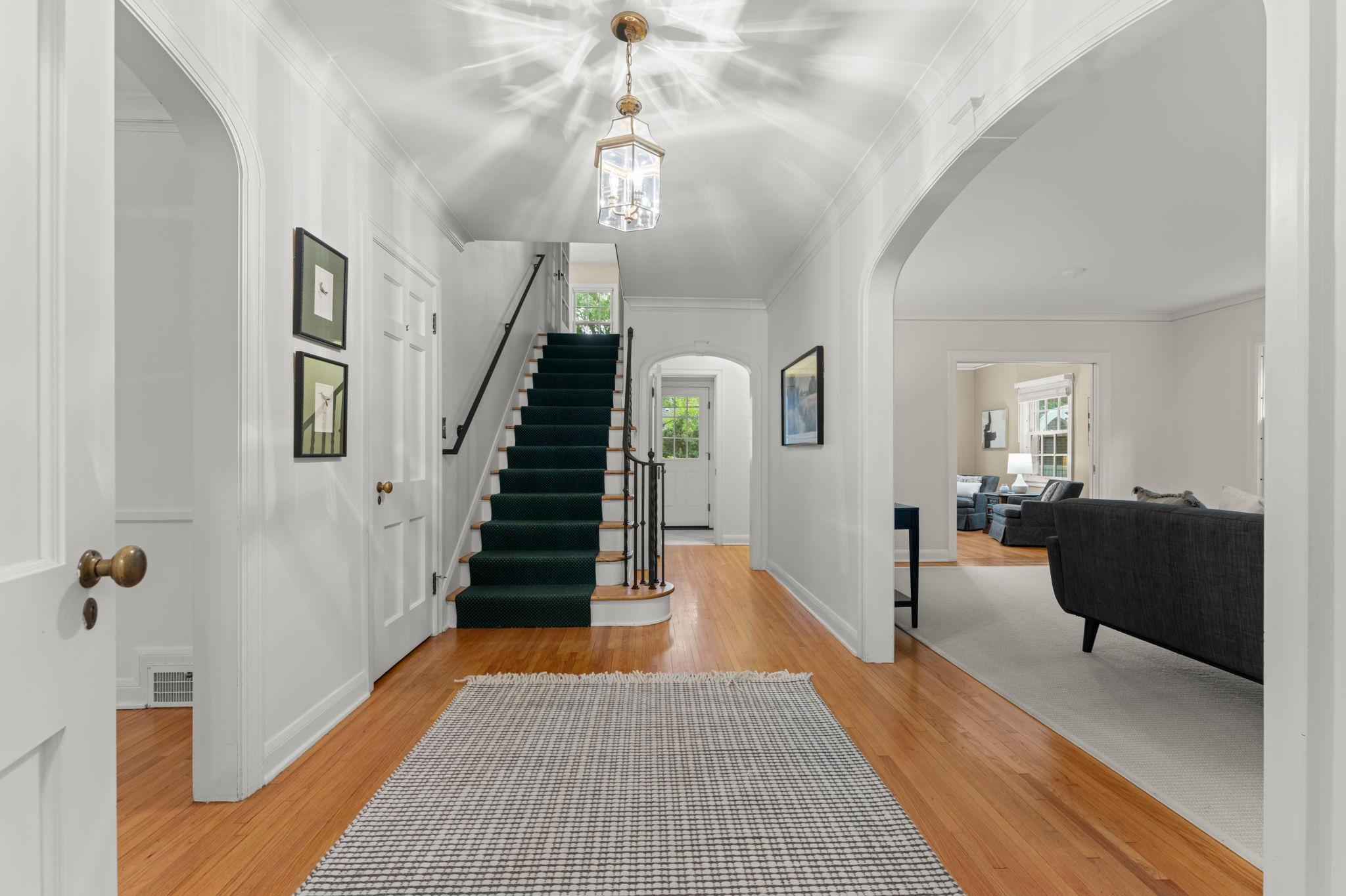 View of Residential at 3725 Glenhurst Avenue, Saint Louis Park MN 55416, Saint Louis Park (29 of 65) - Mike Wilen | Minnesota Team Real Estate
