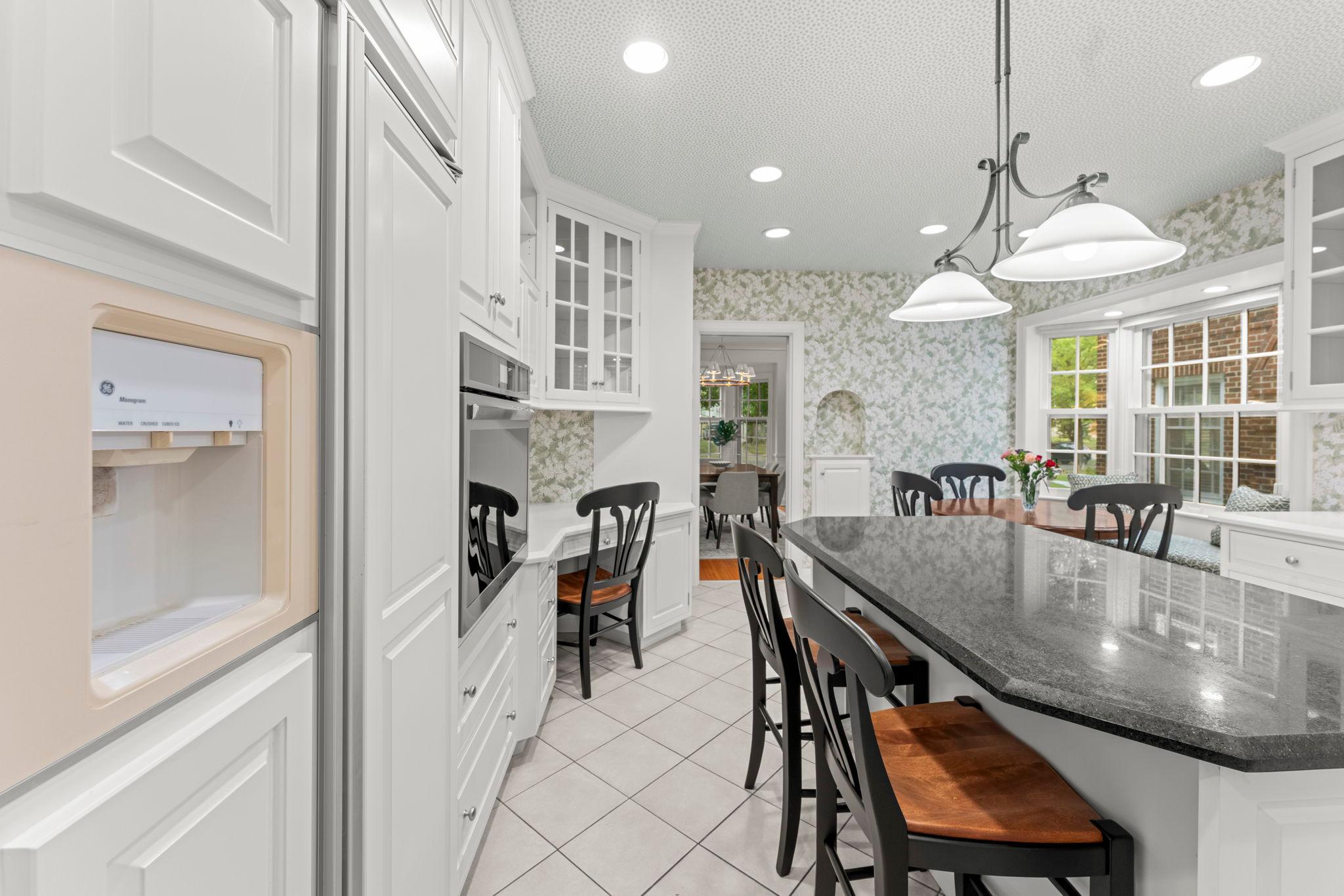 View of Residential at 3725 Glenhurst Avenue, Saint Louis Park MN 55416, Saint Louis Park (26 of 65) - Mike Wilen | Minnesota Team Real Estate