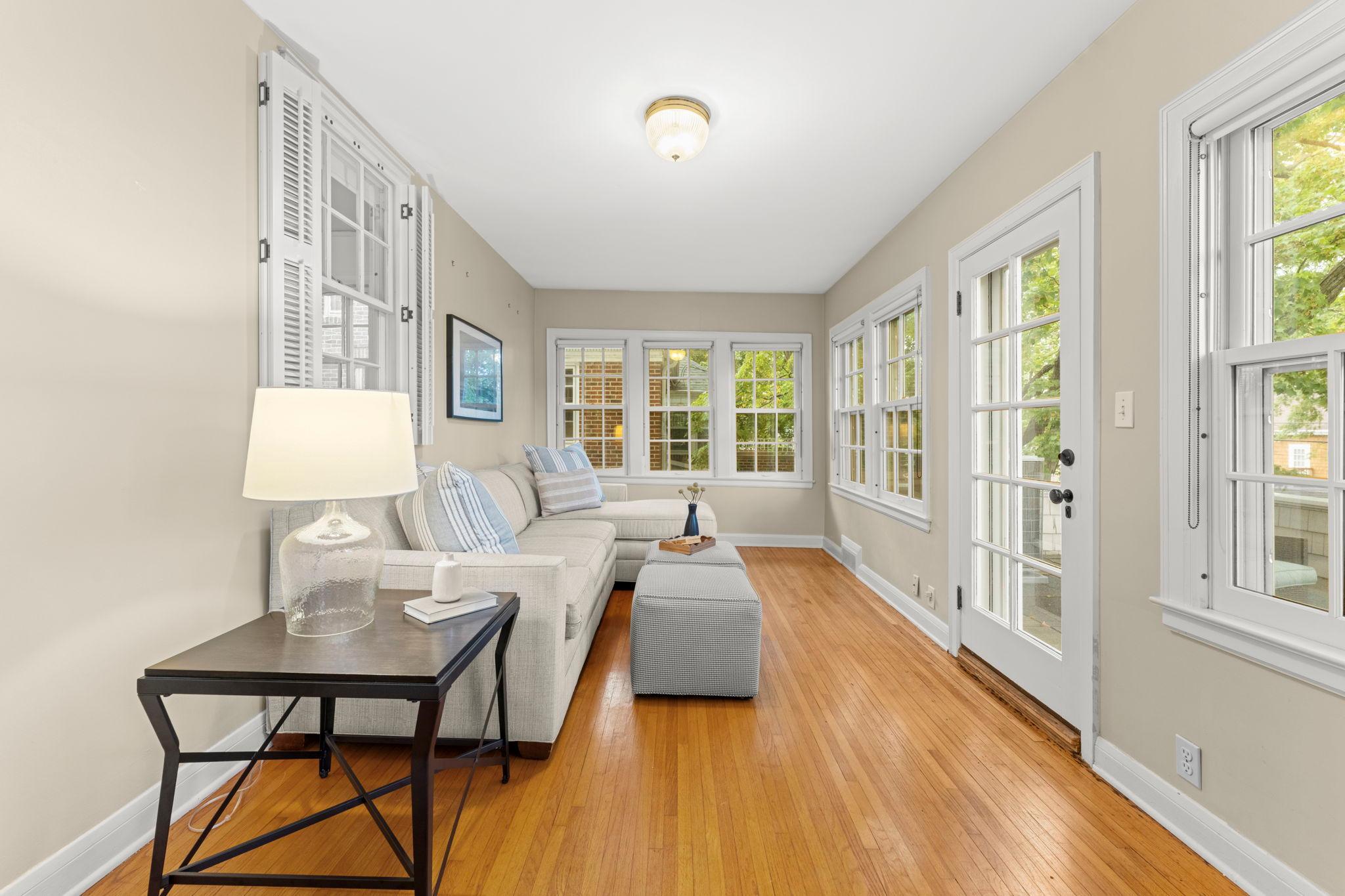 View of Residential at 3725 Glenhurst Avenue, Saint Louis Park MN 55416, Saint Louis Park (31 of 65) - Mike Wilen | Minnesota Team Real Estate