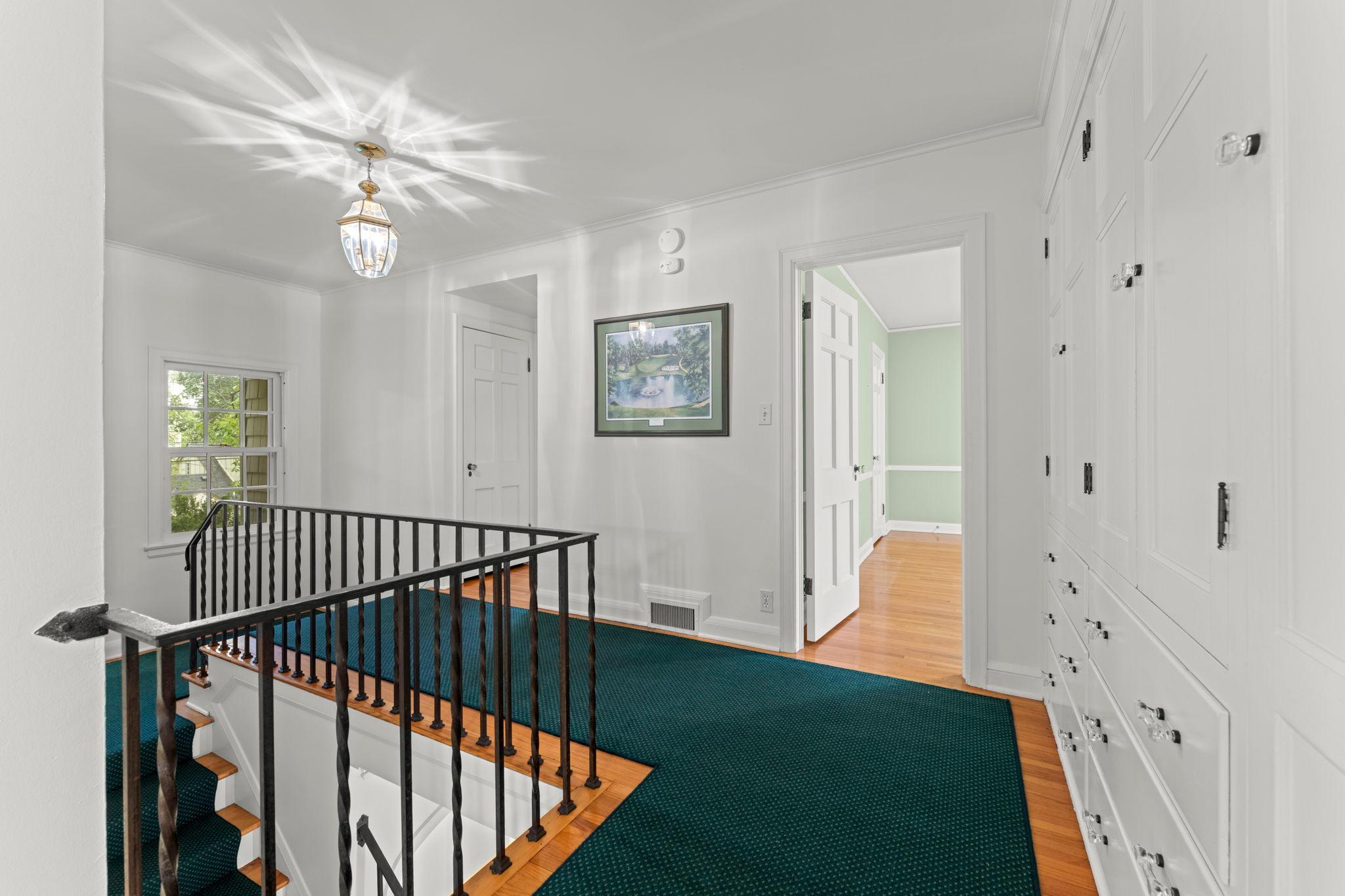 View of Residential at 3725 Glenhurst Avenue, Saint Louis Park MN 55416, Saint Louis Park (37 of 65) - Mike Wilen | Minnesota Team Real Estate
