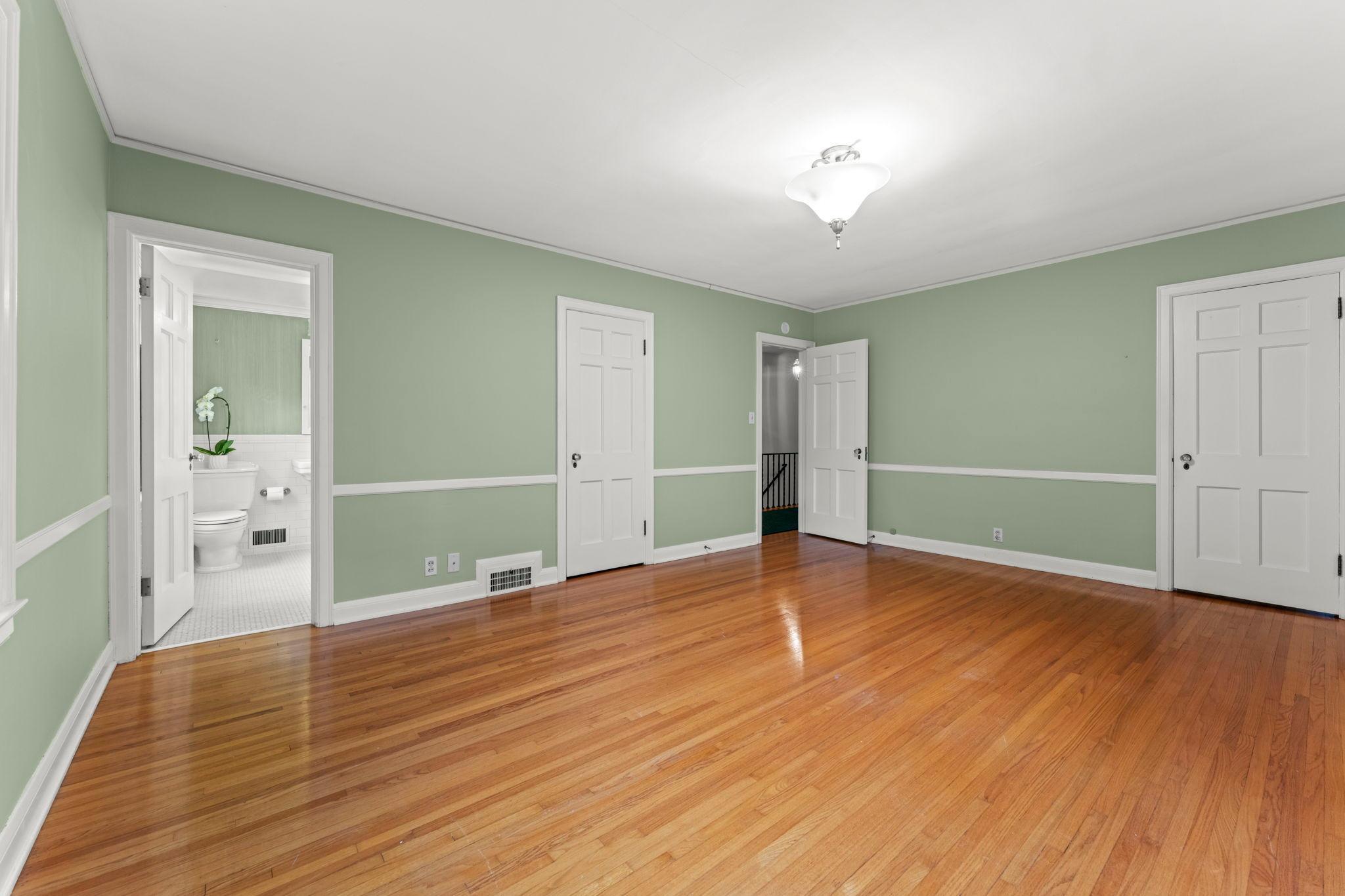 View of Residential at 3725 Glenhurst Avenue, Saint Louis Park MN 55416, Saint Louis Park (39 of 65) - Mike Wilen | Minnesota Team Real Estate