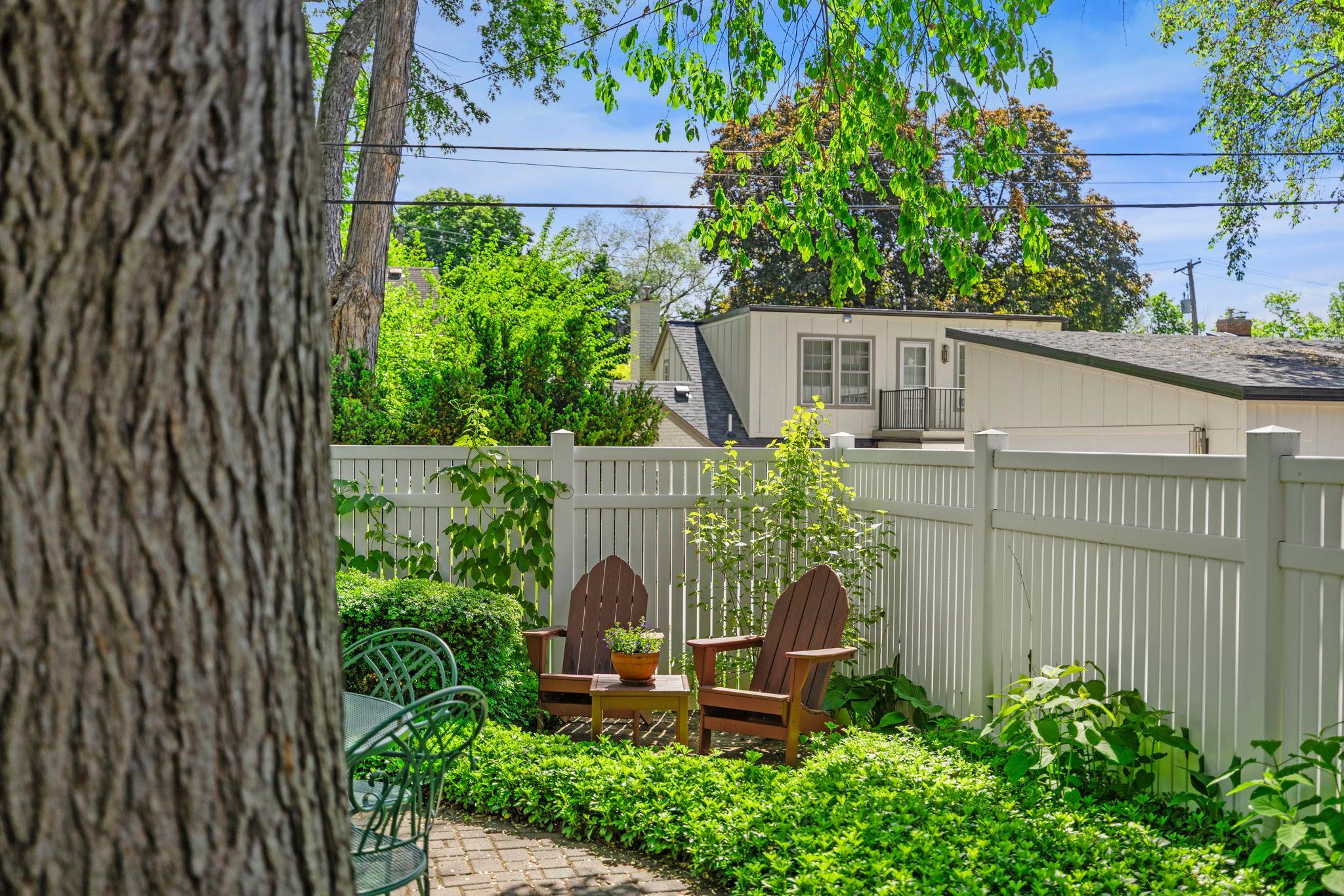 View of Residential at 3725 Glenhurst Avenue, Saint Louis Park MN 55416, Saint Louis Park (59 of 65) - Mike Wilen | Minnesota Team Real Estate