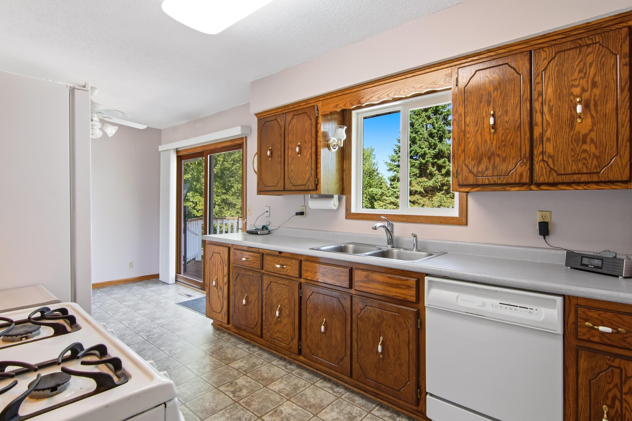 View of Residential at 4061 99th Avenue, Blaine MN 55014, Blaine (12 of 35) - Mike Wilen | Minnesota Team Real Estate