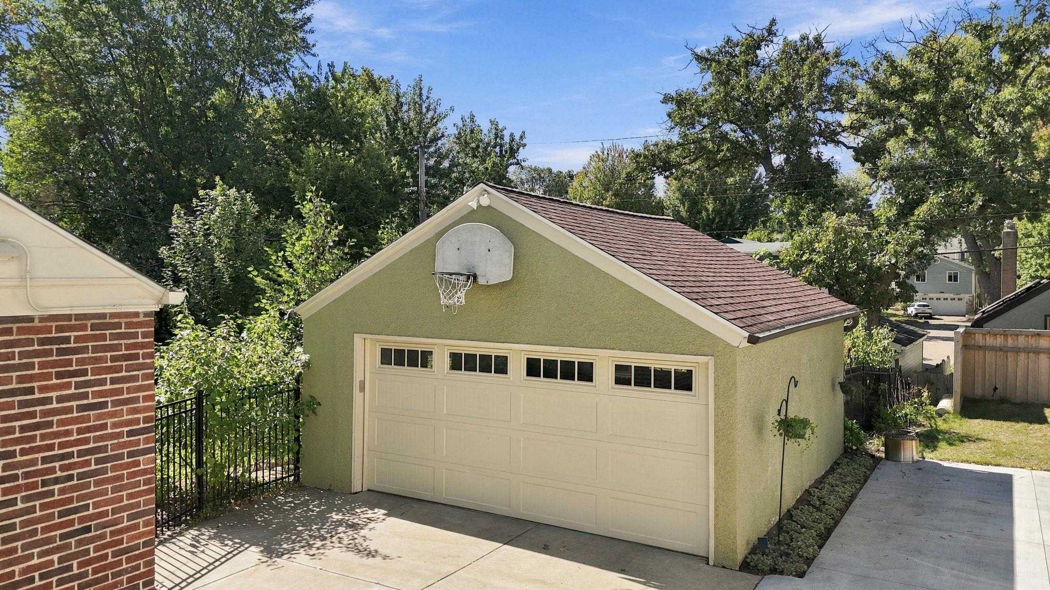 View of Residential at 3944 Xerxes Avenue, Minneapolis MN 55410, Minneapolis (55 of 63) - Mike Wilen | Minnesota Team Real Estate