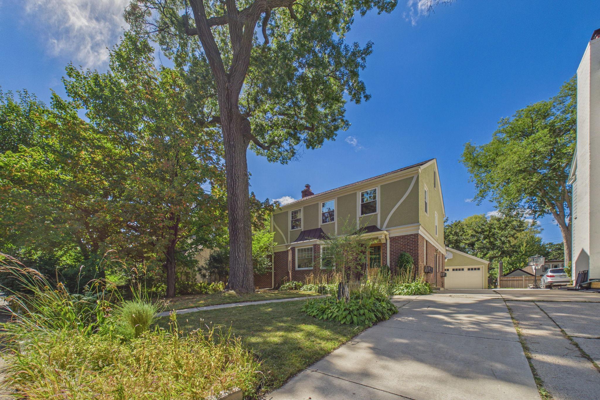 View of Single Family at 3944 Xerxes Avenue, Minneapolis - Mike Wilen | Minnesota Team Real Estate