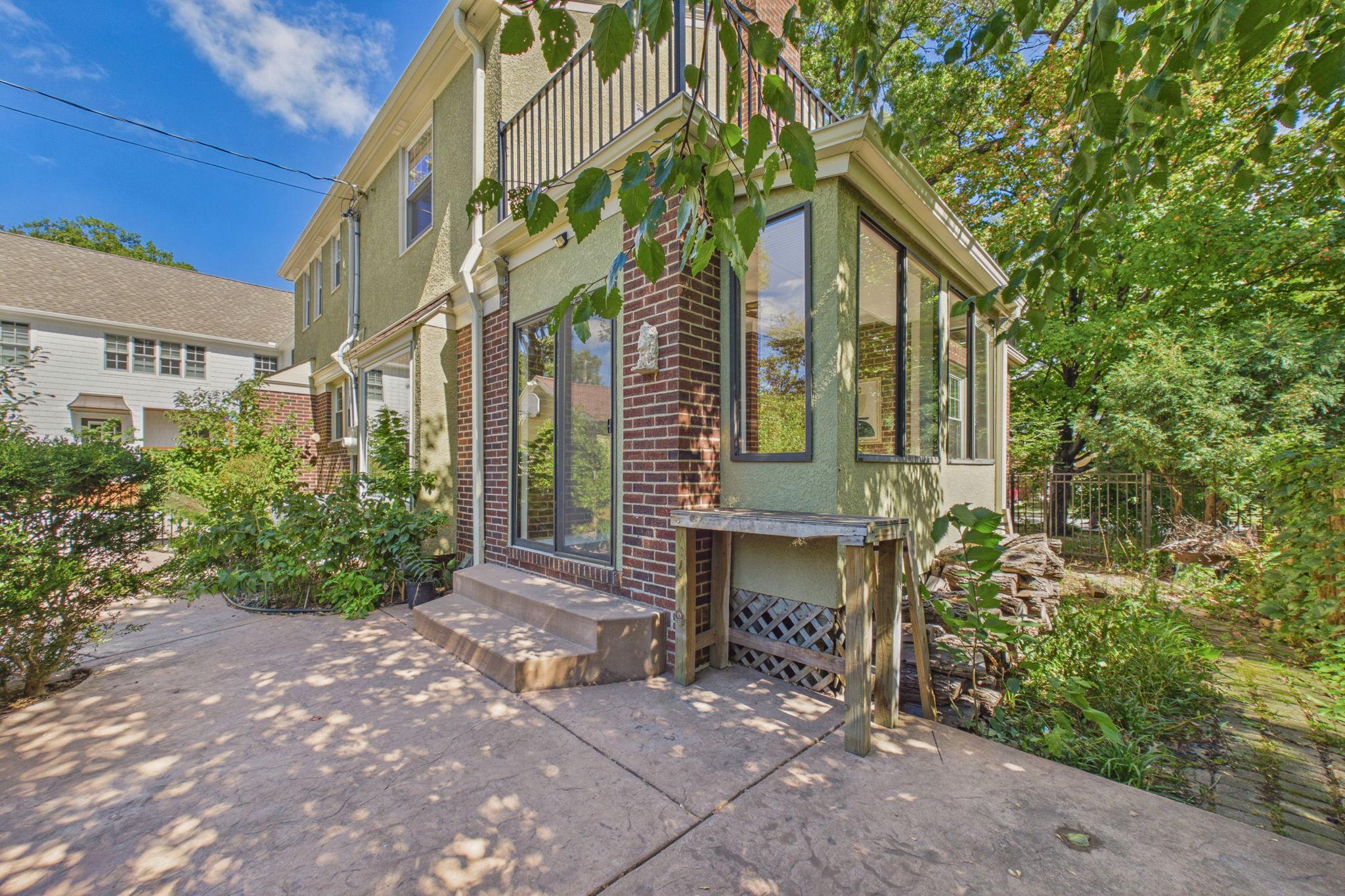 View of Residential at 3944 Xerxes Avenue, Minneapolis MN 55410, Minneapolis (47 of 63) - Mike Wilen | Minnesota Team Real Estate