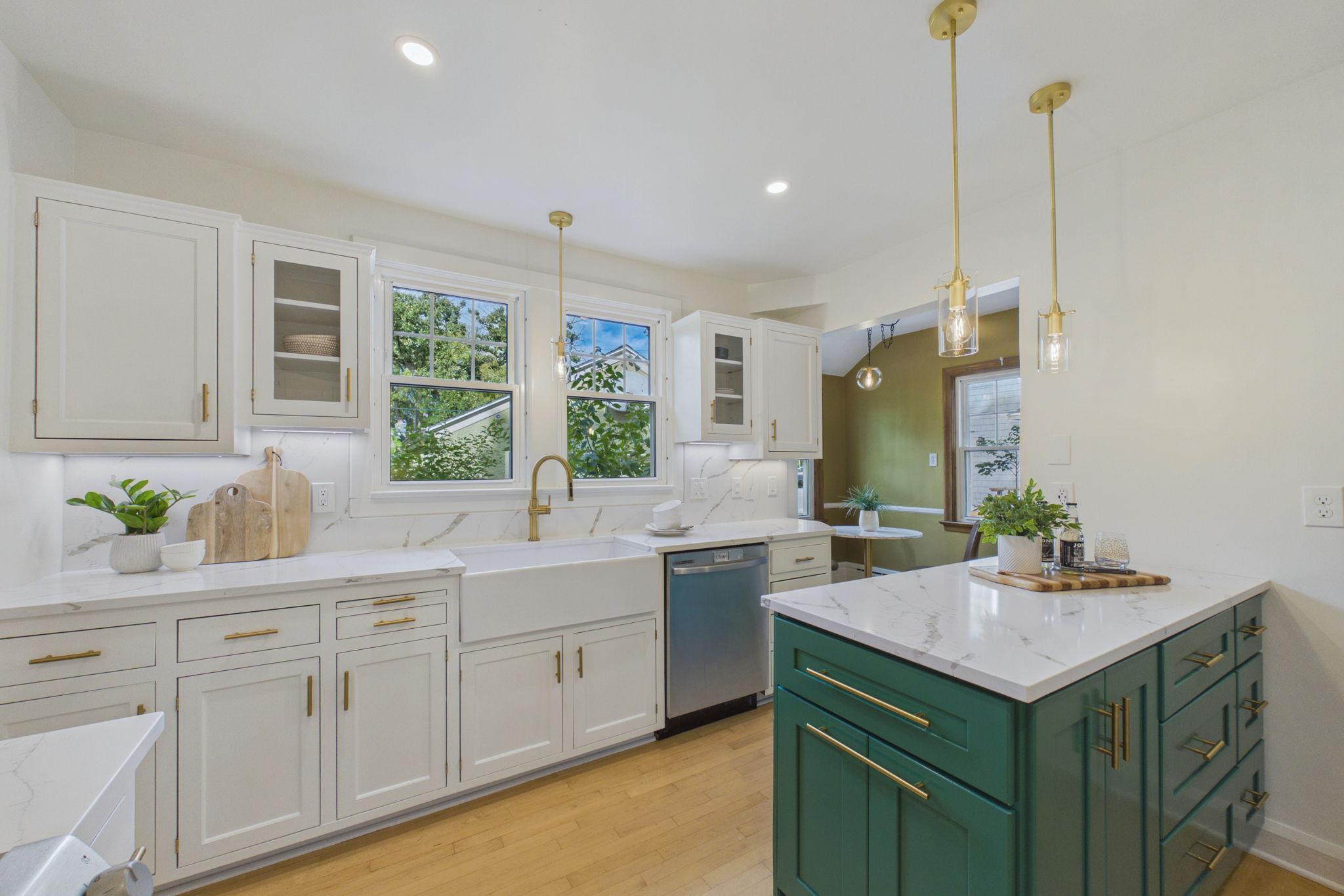 View of Residential at 3944 Xerxes Avenue, Minneapolis MN 55410, Minneapolis (16 of 63) - Mike Wilen | Minnesota Team Real Estate