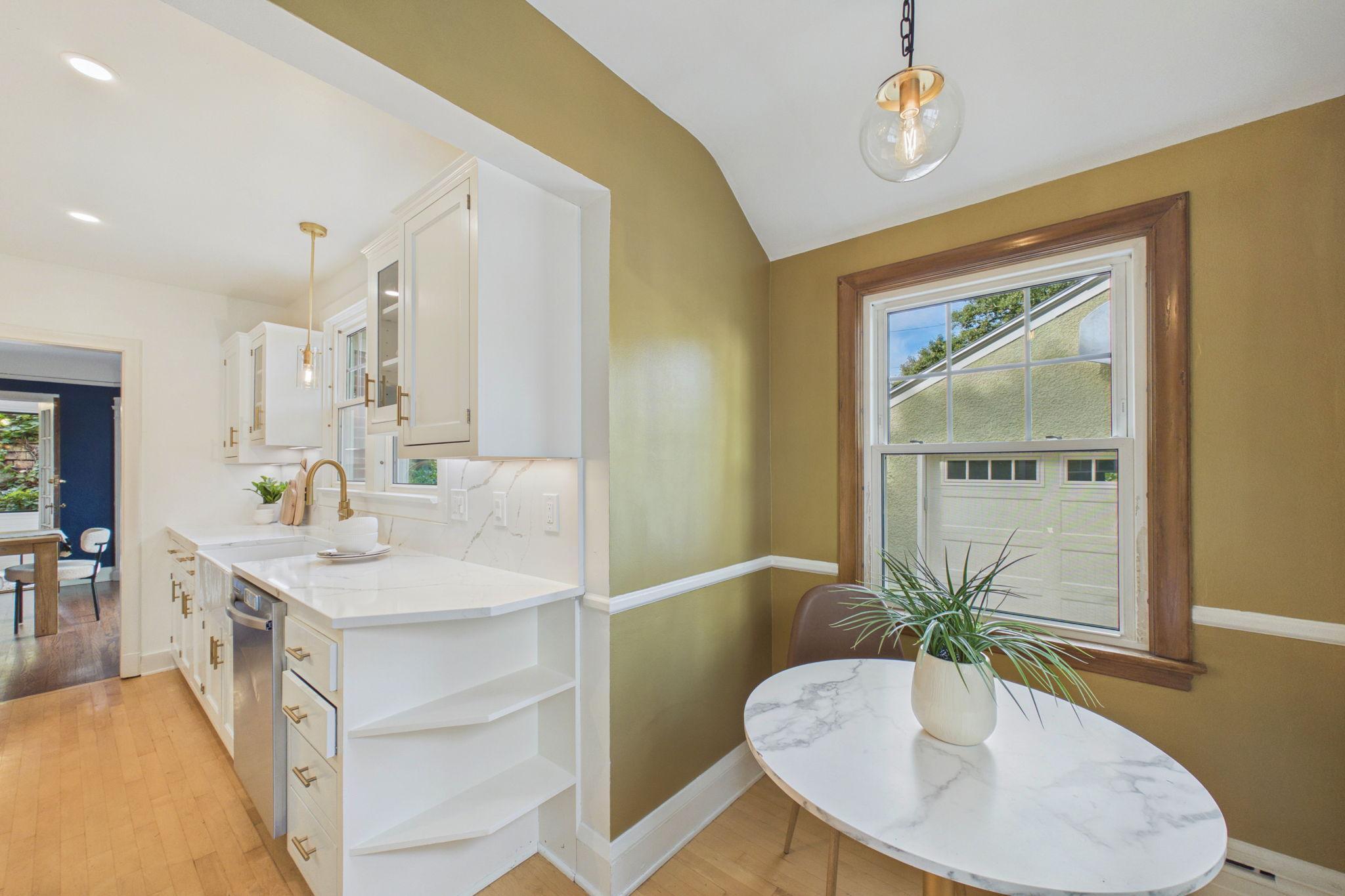 View of Residential at 3944 Xerxes Avenue, Minneapolis MN 55410, Minneapolis (19 of 63) - Mike Wilen | Minnesota Team Real Estate