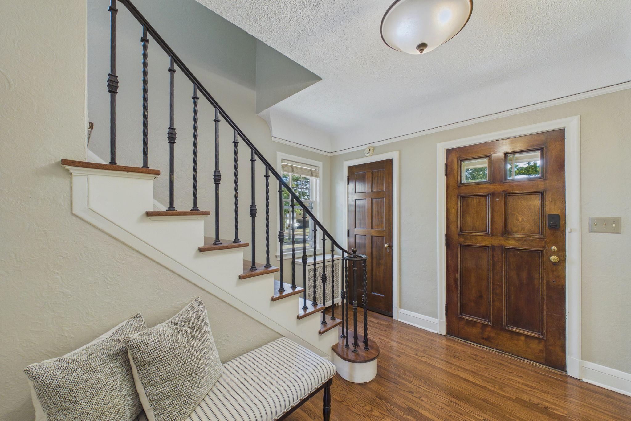 View of Residential at 3944 Xerxes Avenue, Minneapolis MN 55410, Minneapolis (2 of 63) - Mike Wilen | Minnesota Team Real Estate
