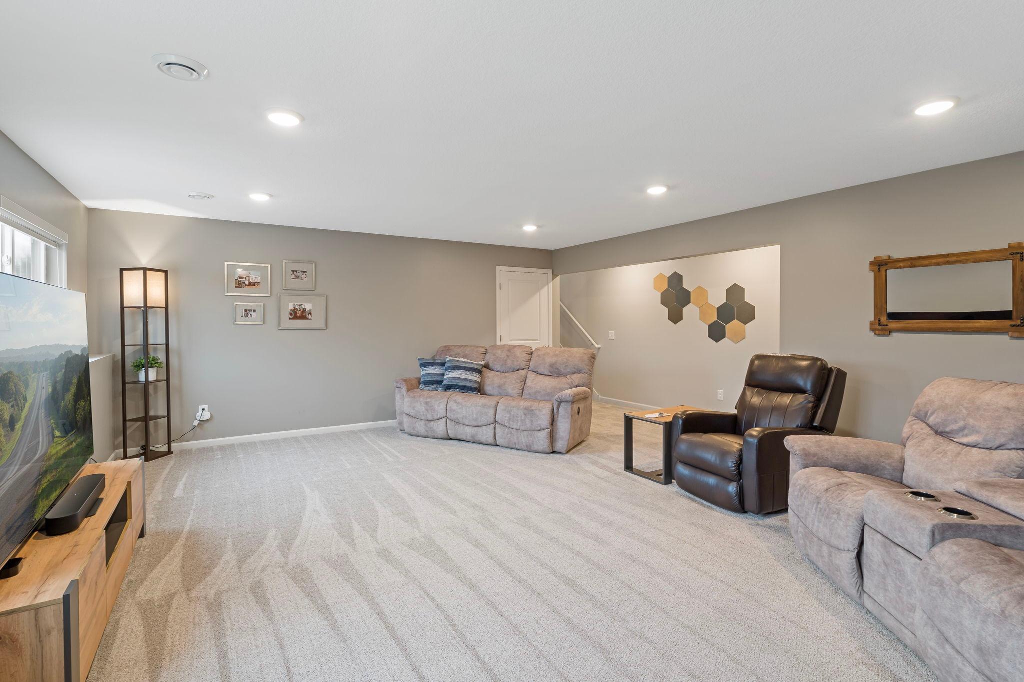View of Residential at 15135 Emory Circle, Apple Valley MN 55124, Apple Valley (39 of 72) - Mike Wilen | Minnesota Team Real Estate