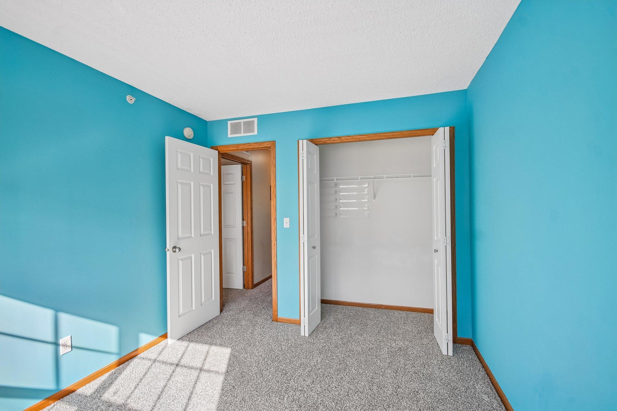 View of Residential at 1602 Woodlynn Avenue #2, Maplewood MN 55109, Maplewood (21 of 26) - Mike Wilen | Minnesota Team Real Estate