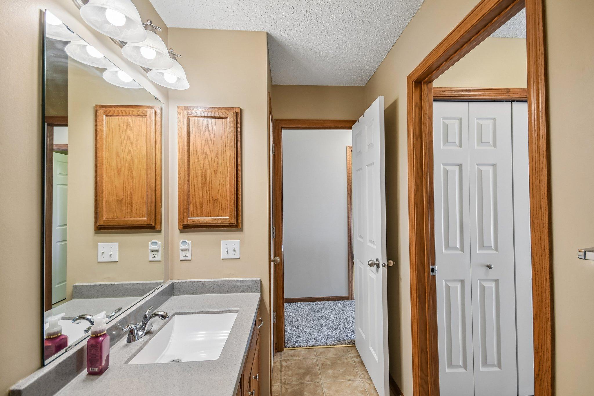 View of Residential at 1602 Woodlynn Avenue #2, Maplewood MN 55109, Maplewood (19 of 26) - Mike Wilen | Minnesota Team Real Estate