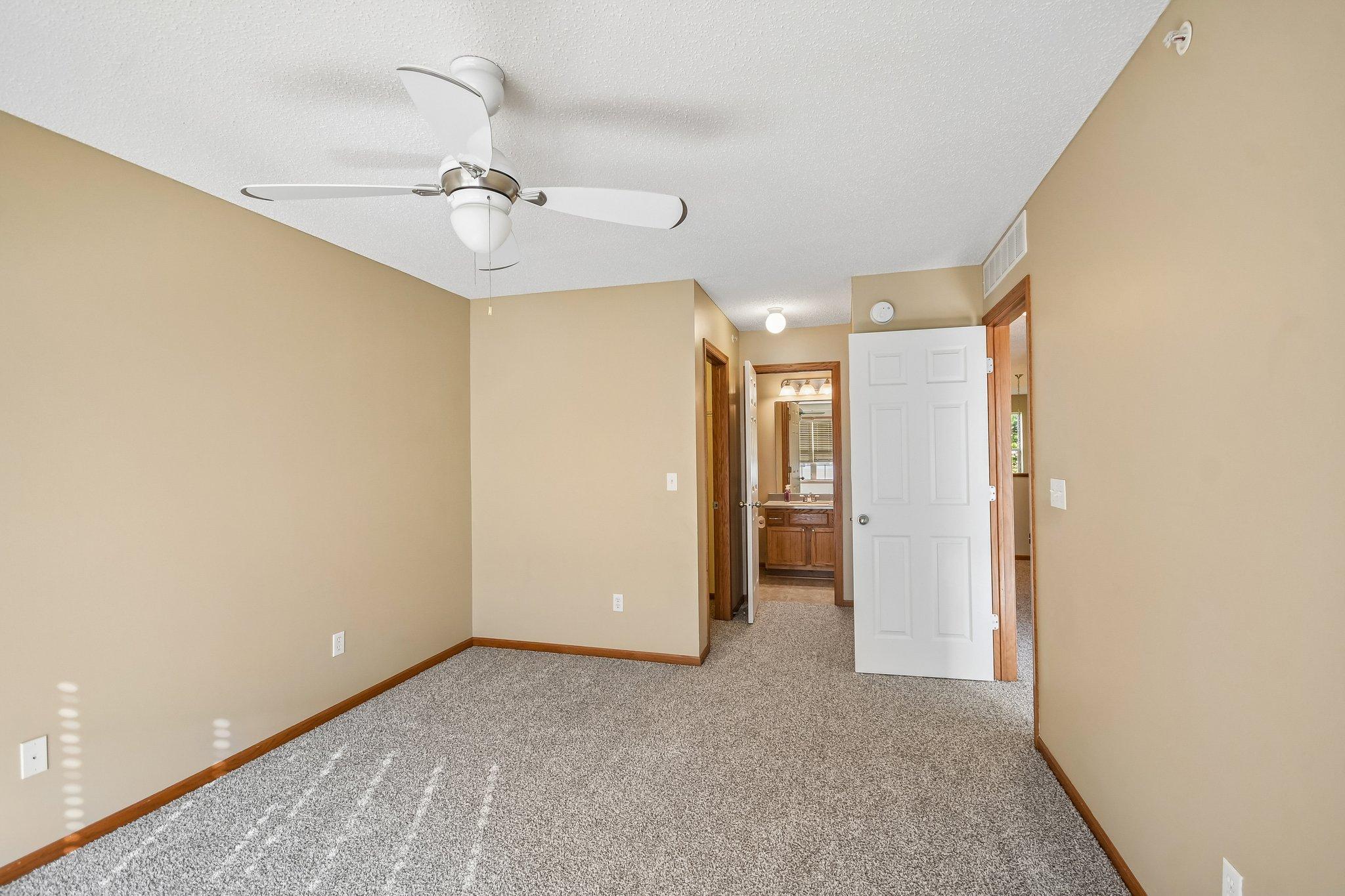 View of Residential at 1602 Woodlynn Avenue #2, Maplewood MN 55109, Maplewood (15 of 26) - Mike Wilen | Minnesota Team Real Estate