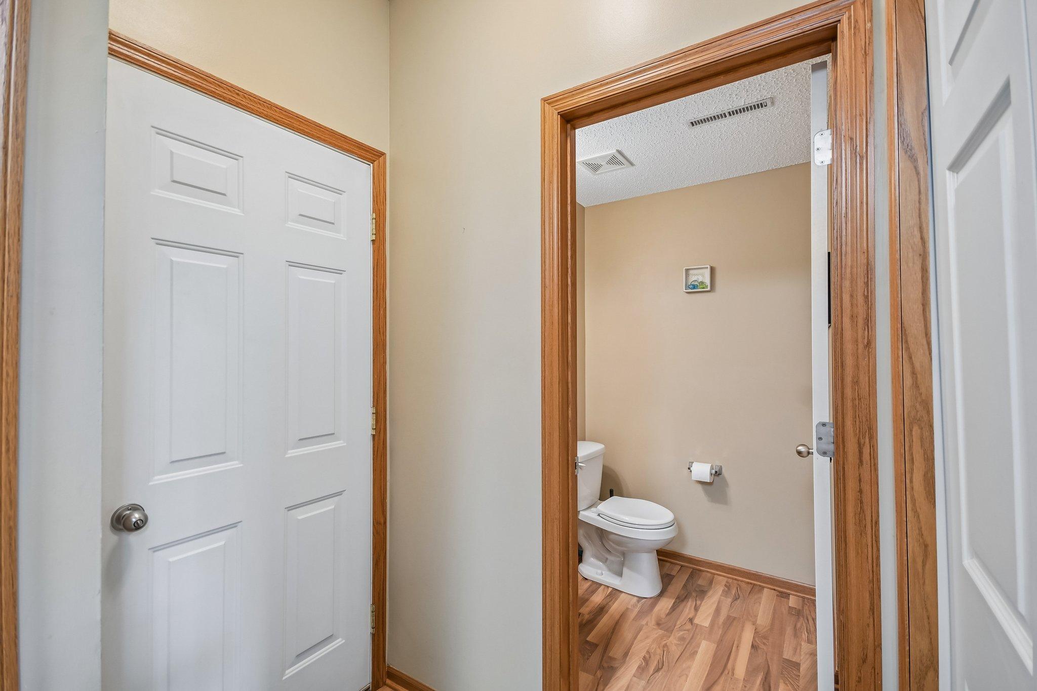 View of Residential at 1602 Woodlynn Avenue #2, Maplewood MN 55109, Maplewood (9 of 26) - Mike Wilen | Minnesota Team Real Estate
