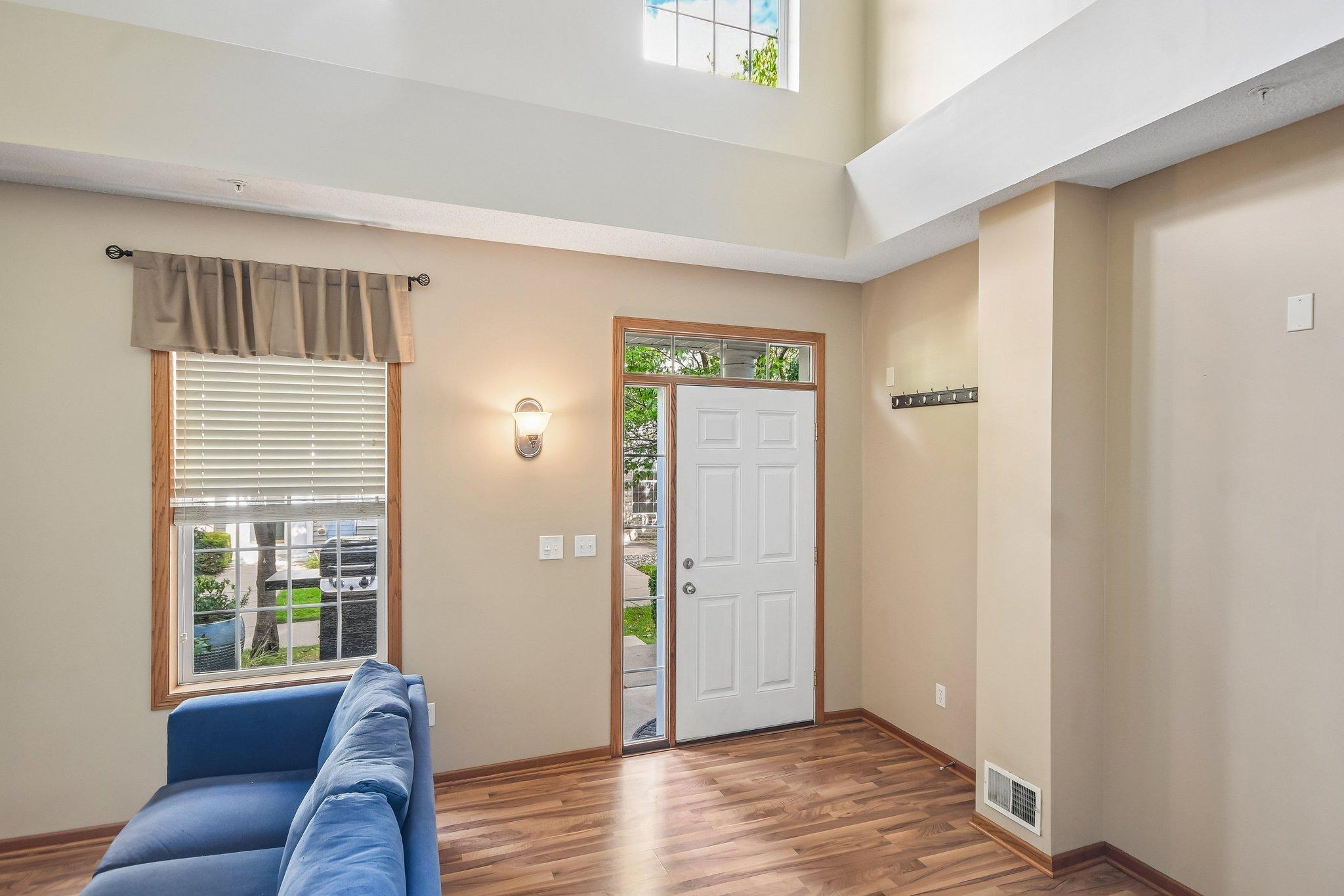 View of Residential at 1602 Woodlynn Avenue #2, Maplewood MN 55109, Maplewood (3 of 26) - Mike Wilen | Minnesota Team Real Estate