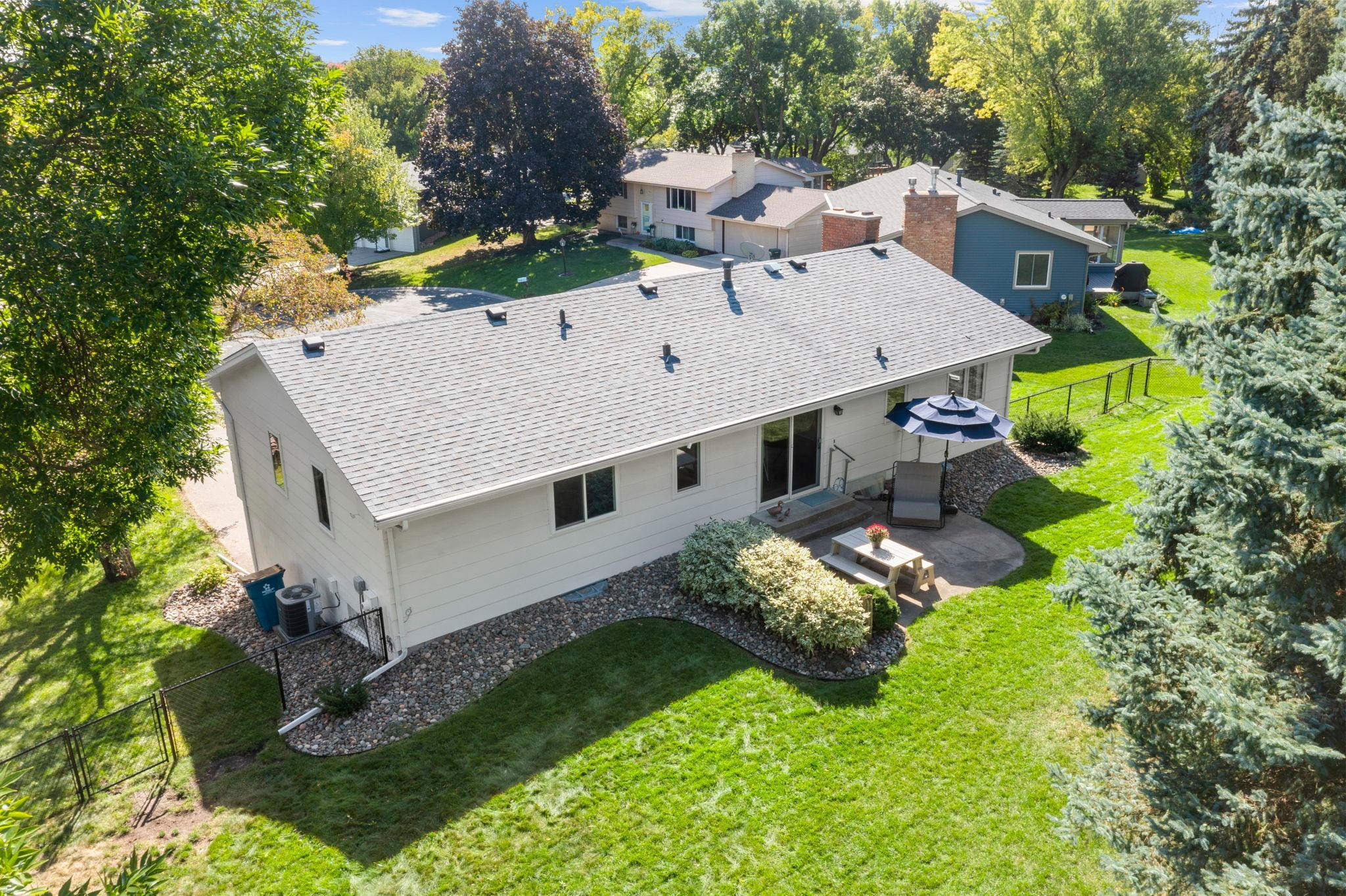 View of Residential at 10024 Johnson Circle, Bloomington MN 55437, Bloomington (35 of 39) - Mike Wilen | Minnesota Team Real Estate