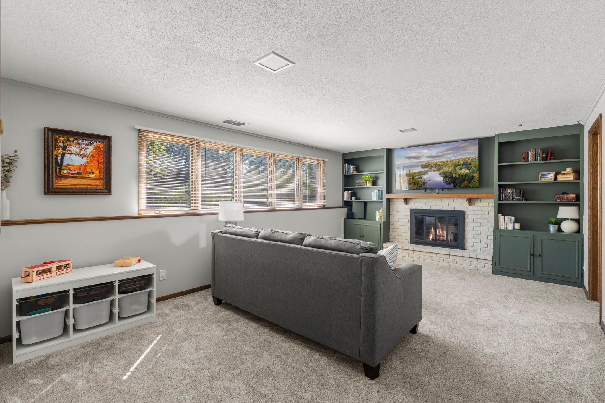 View of Residential at 10024 Johnson Circle, Bloomington MN 55437, Bloomington (22 of 39) - Mike Wilen | Minnesota Team Real Estate