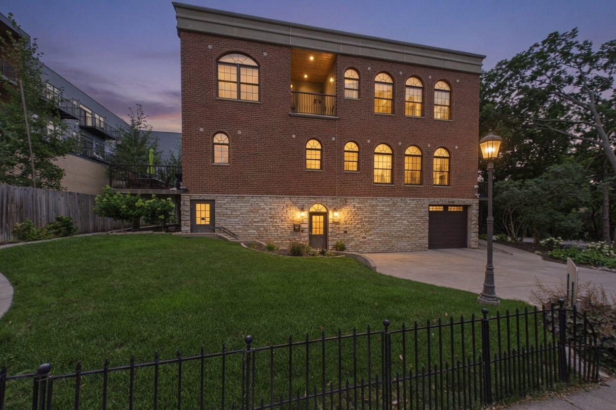 View of (CC) Low Rise (3- Levels) at 3125 Inglewood Avenue, Saint Louis Park - Mike Wilen | Minnesota Team Real Estate