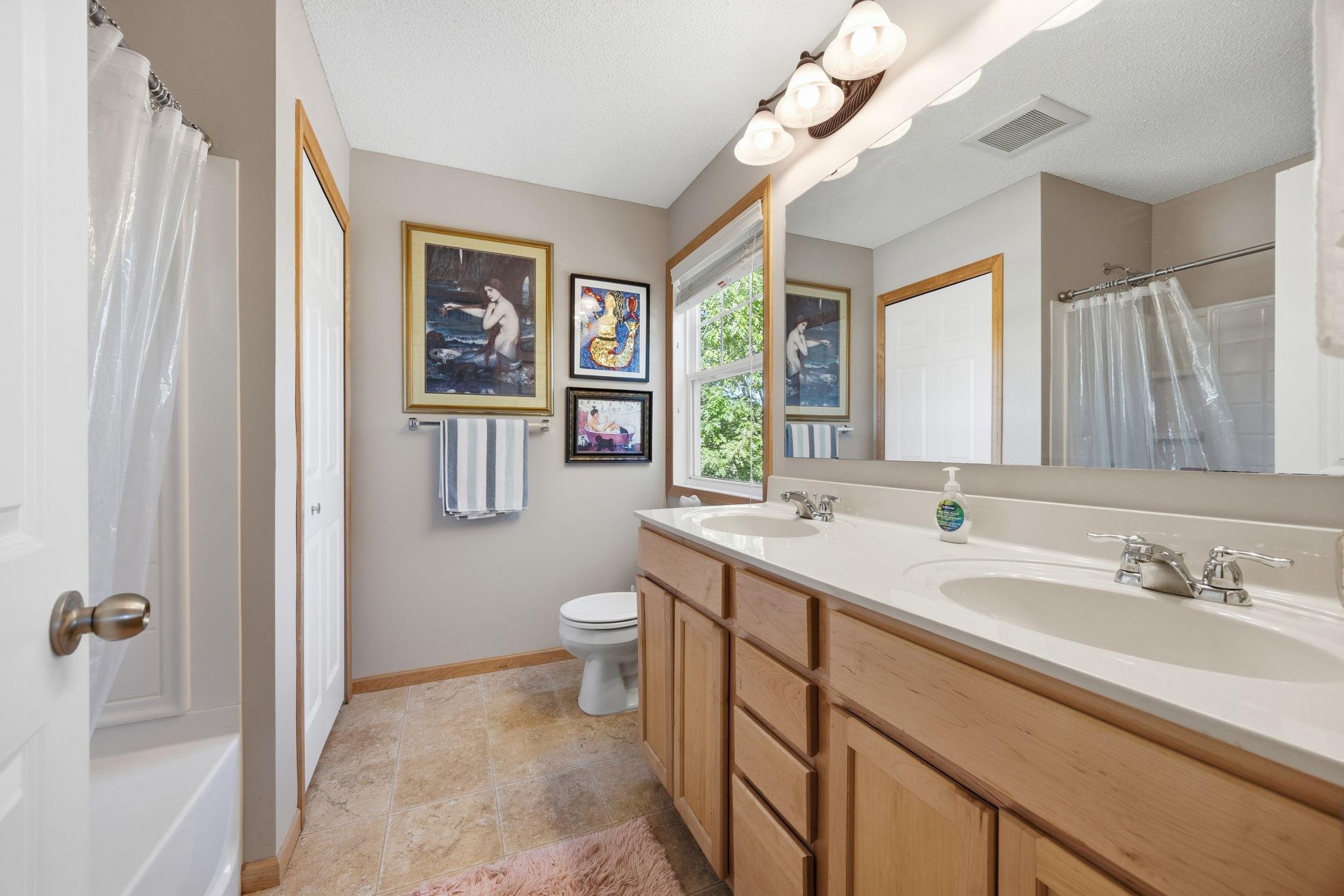 View of Residential at 3425 Hazel Trail #D, Woodbury MN 55129, Woodbury (18 of 34) - Mike Wilen | Minnesota Team Real Estate