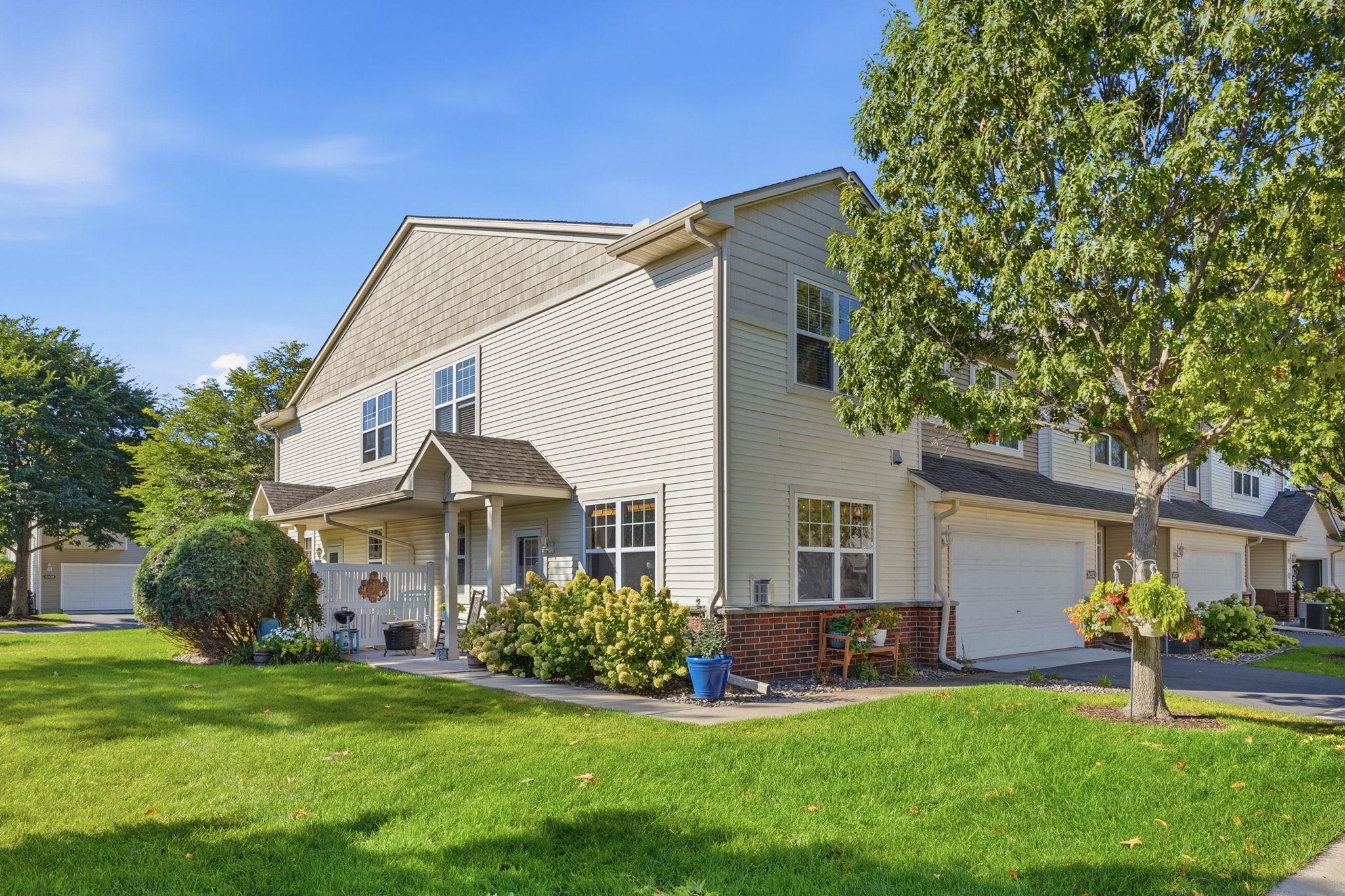 View of (TH) Side x Side at 3425 Hazel Trail, Woodbury - Mike Wilen | Minnesota Team Real Estate