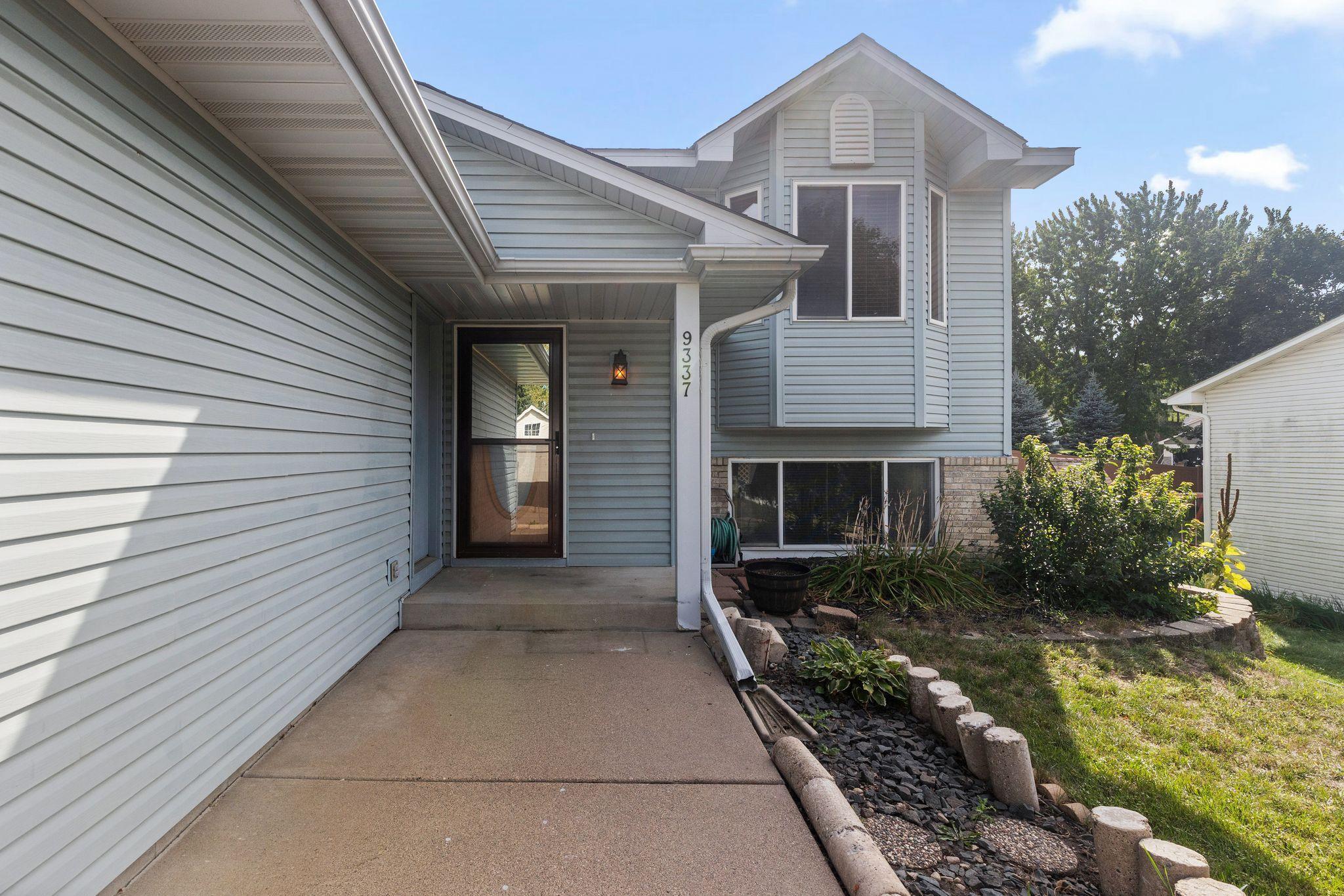 View of Residential at 9337 Jeffery Court, Cottage Grove MN 55016, Cottage Grove (3 of 38) - Mike Wilen | Minnesota Team Real Estate