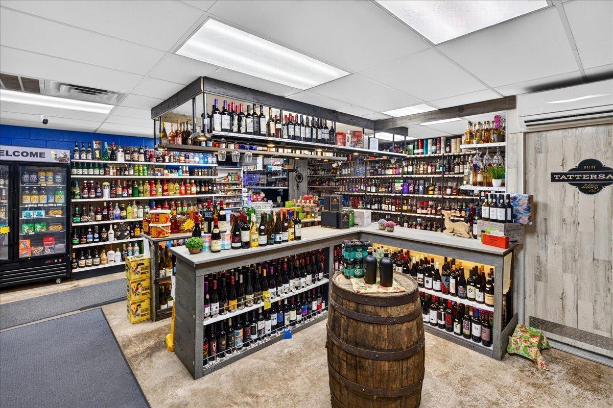 View of Commercial Sale at 2700 Maplewood Drive, Maplewood MN 55109, Maplewood (41 of 48) - Mike Wilen | Minnesota Team Real Estate