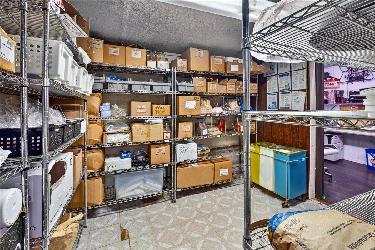 View of Commercial Sale at 2700 Maplewood Drive, Maplewood MN 55109, Maplewood (29 of 48) - Mike Wilen | Minnesota Team Real Estate