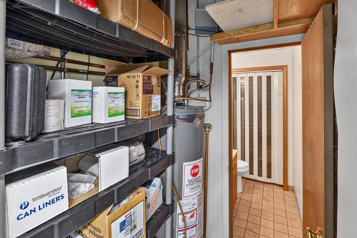 View of Commercial Sale at 2700 Maplewood Drive, Maplewood MN 55109, Maplewood (21 of 48) - Mike Wilen | Minnesota Team Real Estate