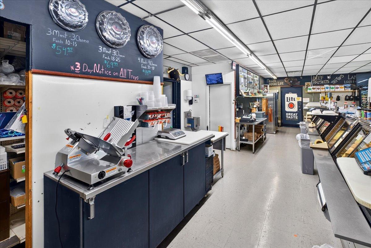 View of Commercial Sale at 2700 Maplewood Drive, Maplewood MN 55109, Maplewood (19 of 48) - Mike Wilen | Minnesota Team Real Estate