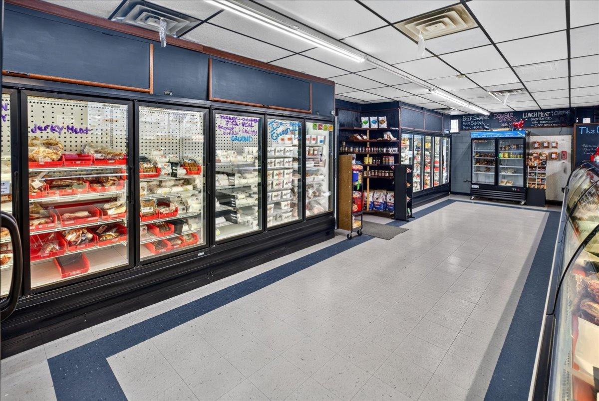 View of Commercial Sale at 2700 Maplewood Drive, Maplewood MN 55109, Maplewood (18 of 48) - Mike Wilen | Minnesota Team Real Estate