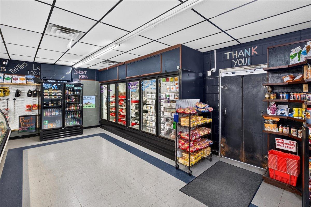 View of Commercial Sale at 2700 Maplewood Drive, Maplewood MN 55109, Maplewood (14 of 48) - Mike Wilen | Minnesota Team Real Estate