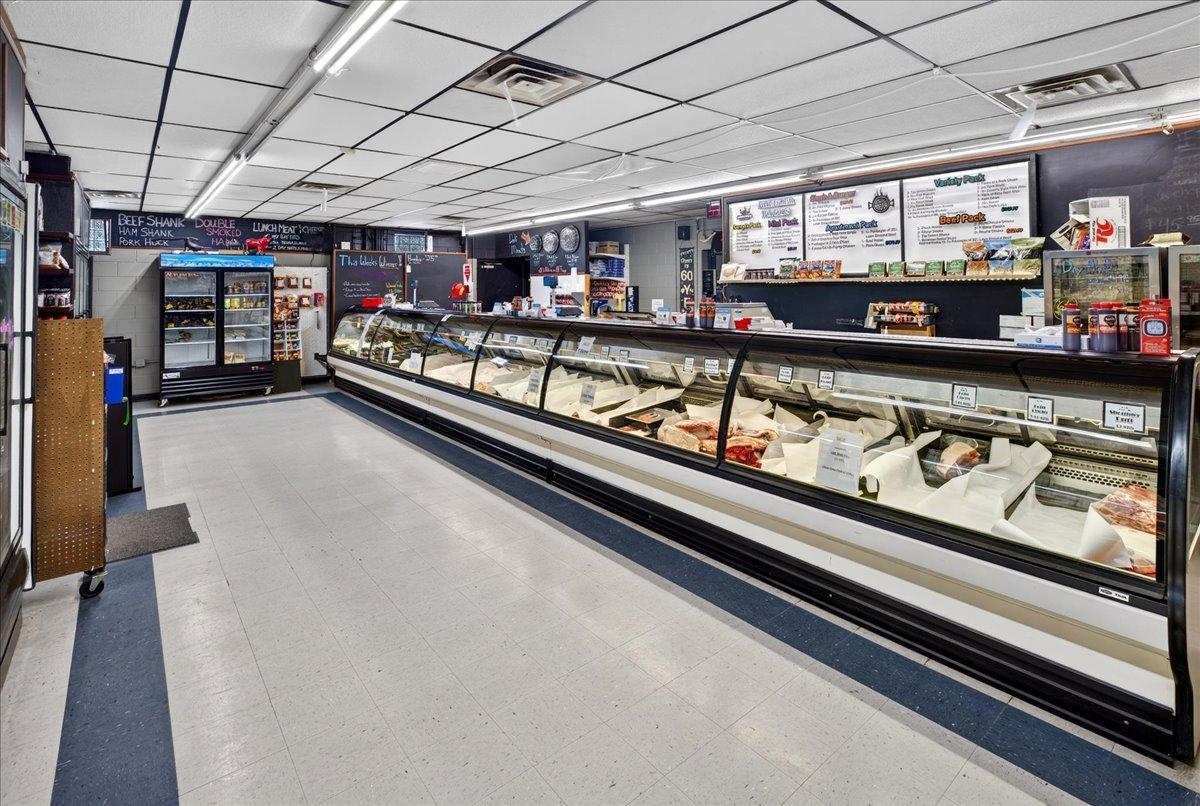 View of Commercial Sale at 2700 Maplewood Drive, Maplewood MN 55109, Maplewood (10 of 48) - Mike Wilen | Minnesota Team Real Estate