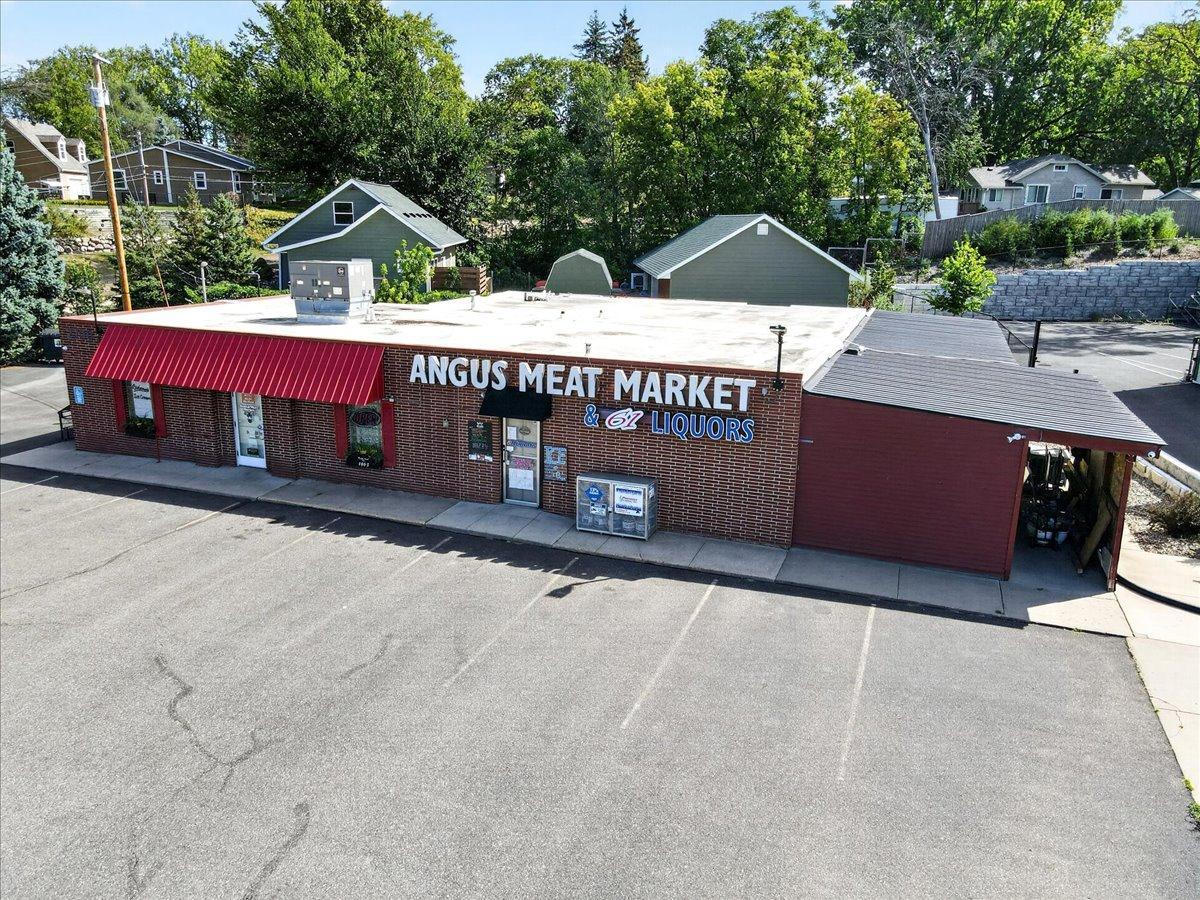 View of Commercial Sale at 2700 Maplewood Drive, Maplewood MN 55109, Maplewood (5 of 48) - Mike Wilen | Minnesota Team Real Estate