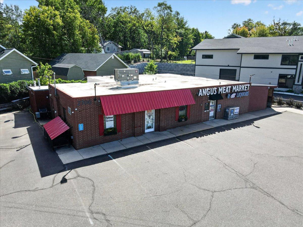 View of Commercial Sale at 2700 Maplewood Drive, Maplewood MN 55109, Maplewood (4 of 48) - Mike Wilen | Minnesota Team Real Estate