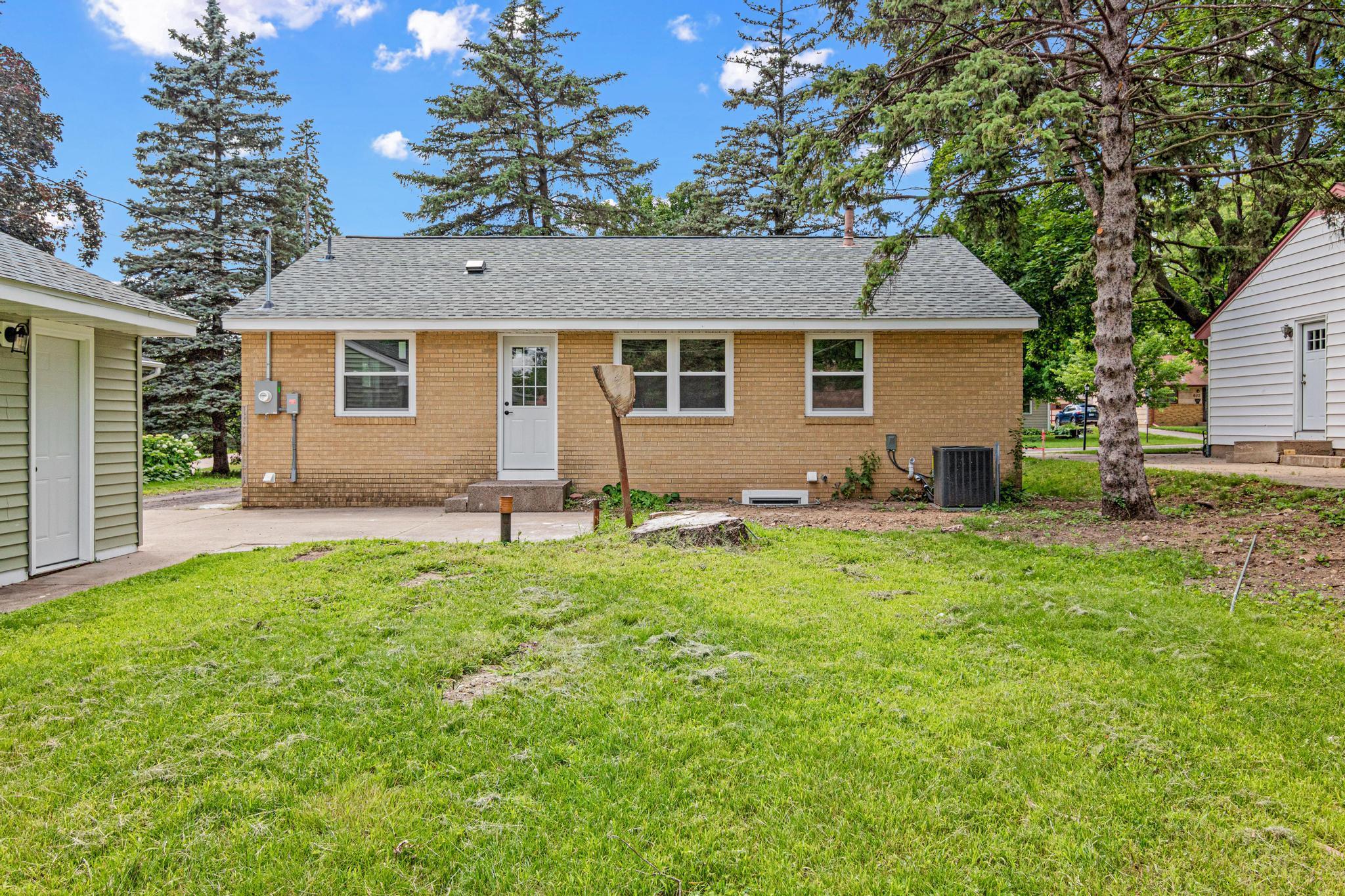 View of Residential at 621 5th Avenue, Hopkins MN 55343, Hopkins (27 of 34) - Mike Wilen | Minnesota Team Real Estate