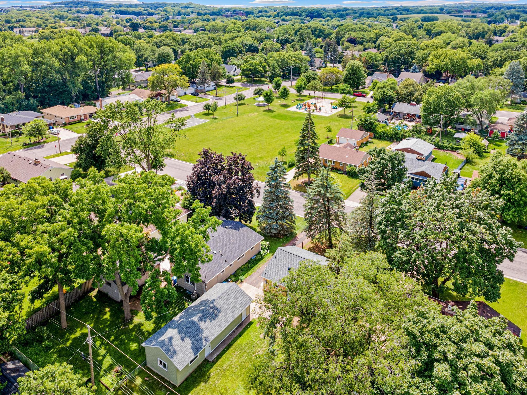 View of Residential at 621 5th Avenue, Hopkins MN 55343, Hopkins (32 of 34) - Mike Wilen | Minnesota Team Real Estate