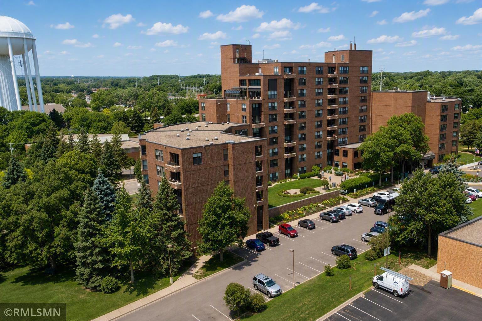 View of Residential at 7600 Golden Valley Road #304, Golden Valley MN 55427, Golden Valley (9 of 17) - Mike Wilen | Minnesota Team Real Estate