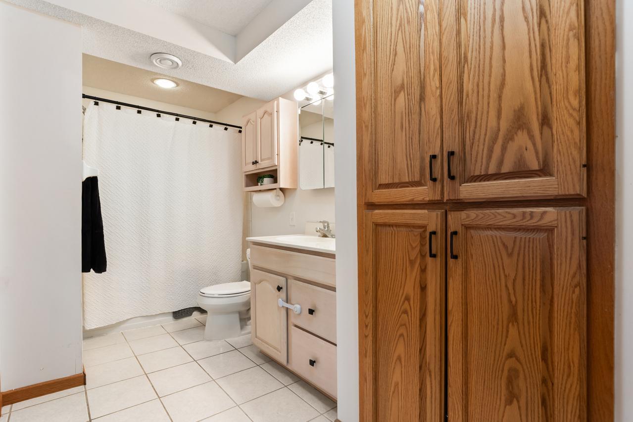 View of Residential at 6300 91st Trail, Brooklyn Park MN 55445, Brooklyn Park (31 of 42) - Mike Wilen | Minnesota Team Real Estate