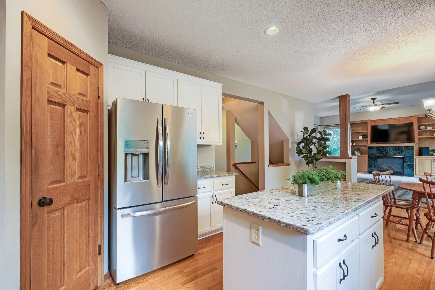View of Residential at 924 36th Street, Hastings MN 55033, Hastings (10 of 34) - Mike Wilen | Minnesota Team Real Estate