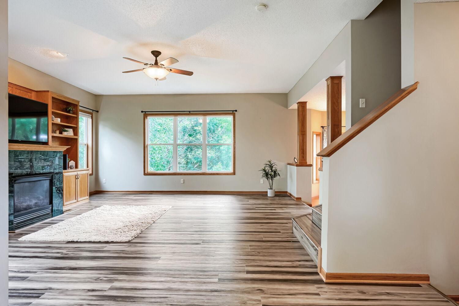 View of Residential at 924 36th Street, Hastings MN 55033, Hastings (12 of 34) - Mike Wilen | Minnesota Team Real Estate