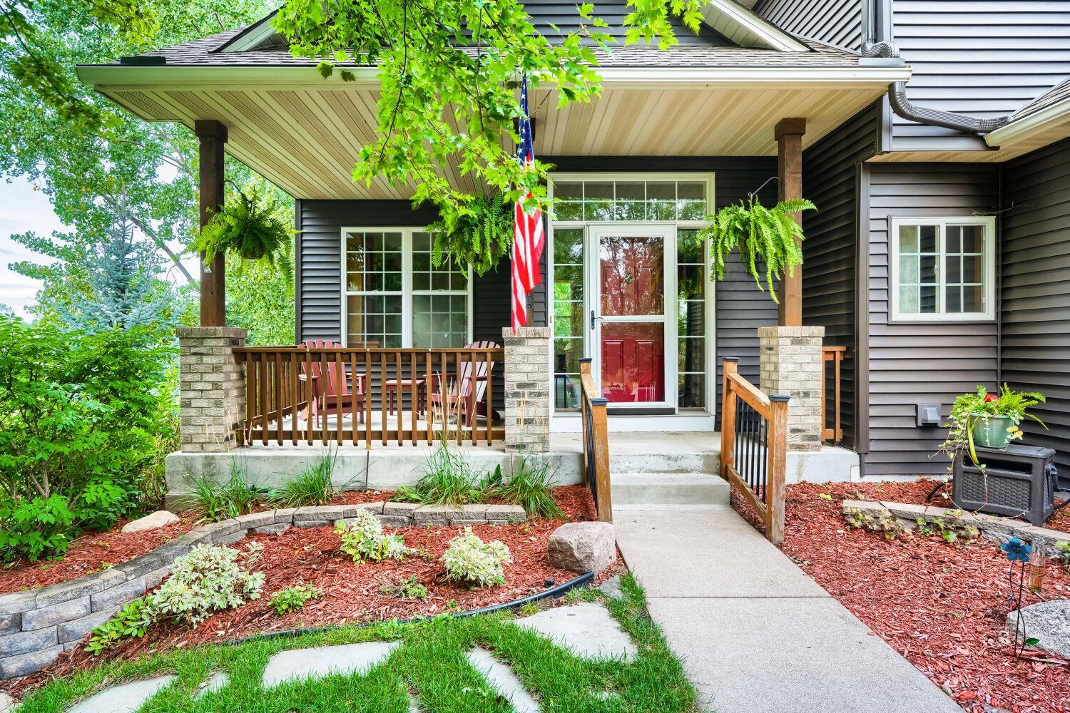 View of Single Family at 924 36th Street, Hastings - Mike Wilen | Minnesota Team Real Estate