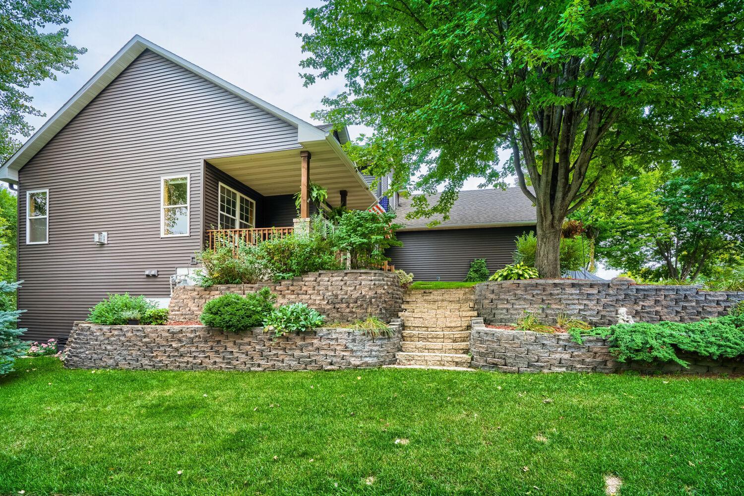 View of Residential at 924 36th Street, Hastings MN 55033, Hastings (33 of 34) - Mike Wilen | Minnesota Team Real Estate