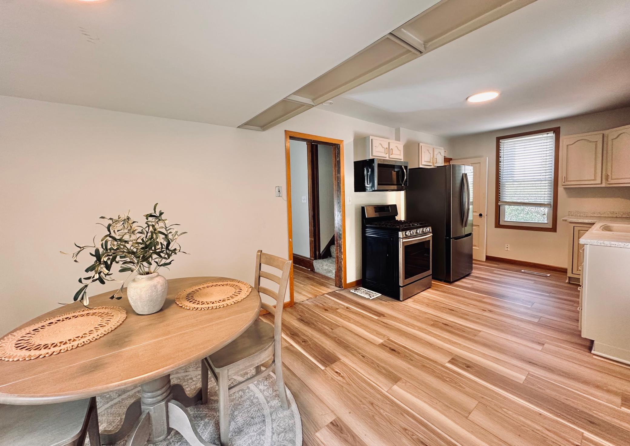 View of Residential at 418 Belvidere Street, Saint Paul MN 55107, Saint Paul (15 of 28) - Mike Wilen | Minnesota Team Real Estate