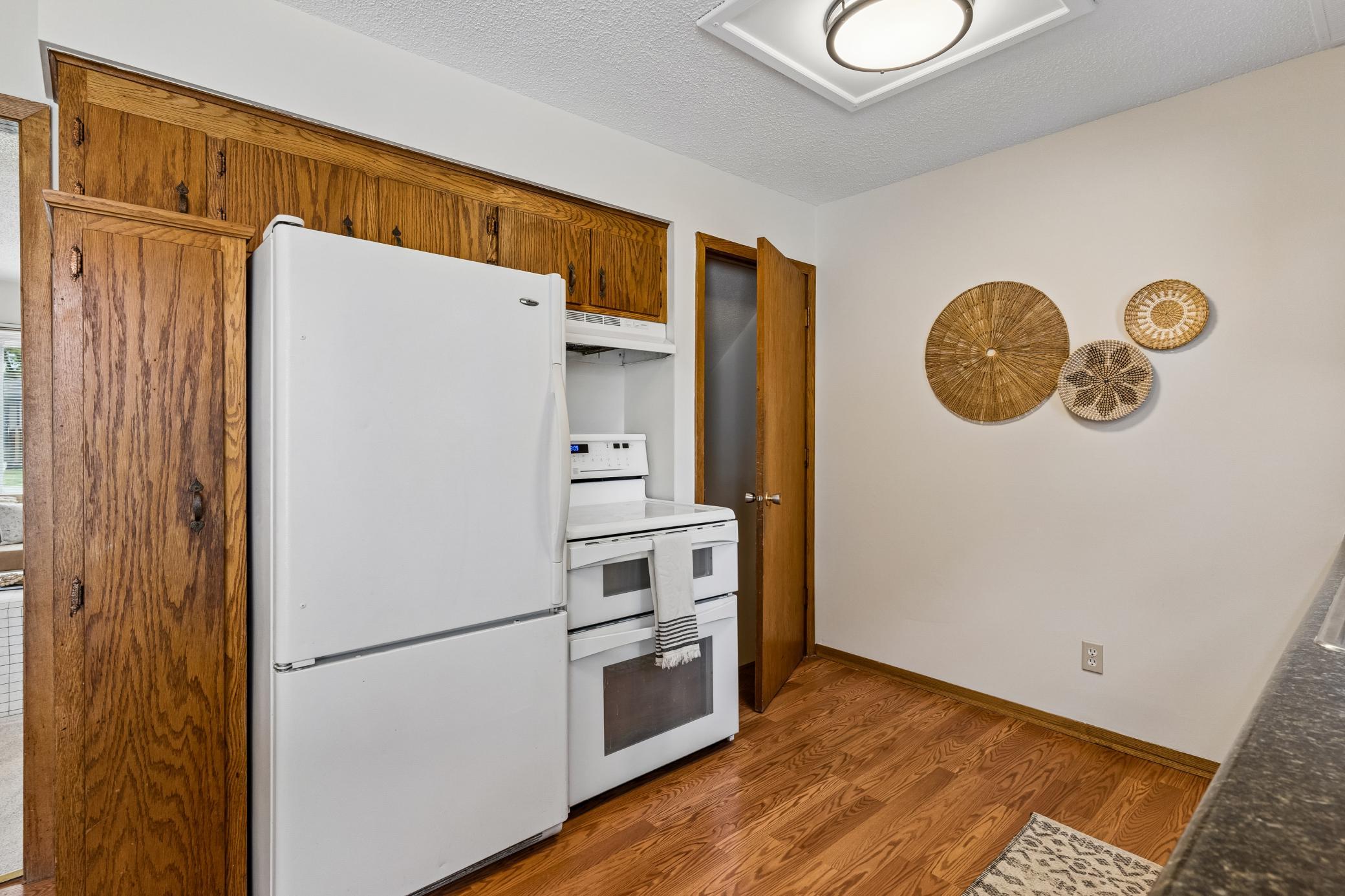 View of Residential Income at 421/423 Nevada Avenue, Saint Paul MN 55101, Saint Paul (10 of 29) - Mike Wilen | Minnesota Team Real Estate