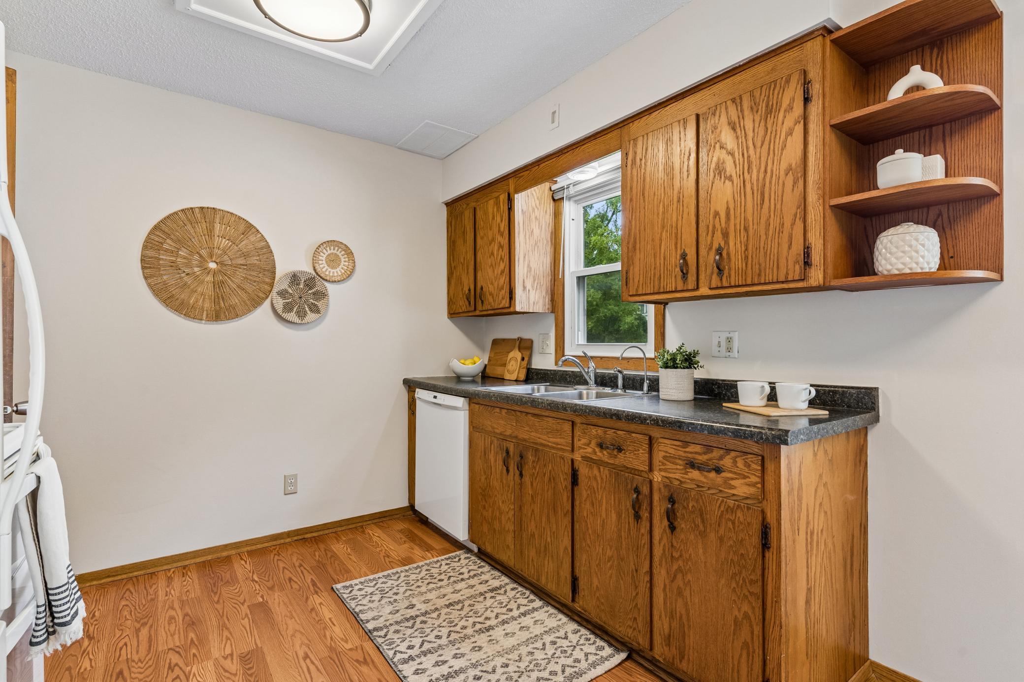 View of Residential Income at 421/423 Nevada Avenue, Saint Paul MN 55101, Saint Paul (8 of 29) - Mike Wilen | Minnesota Team Real Estate